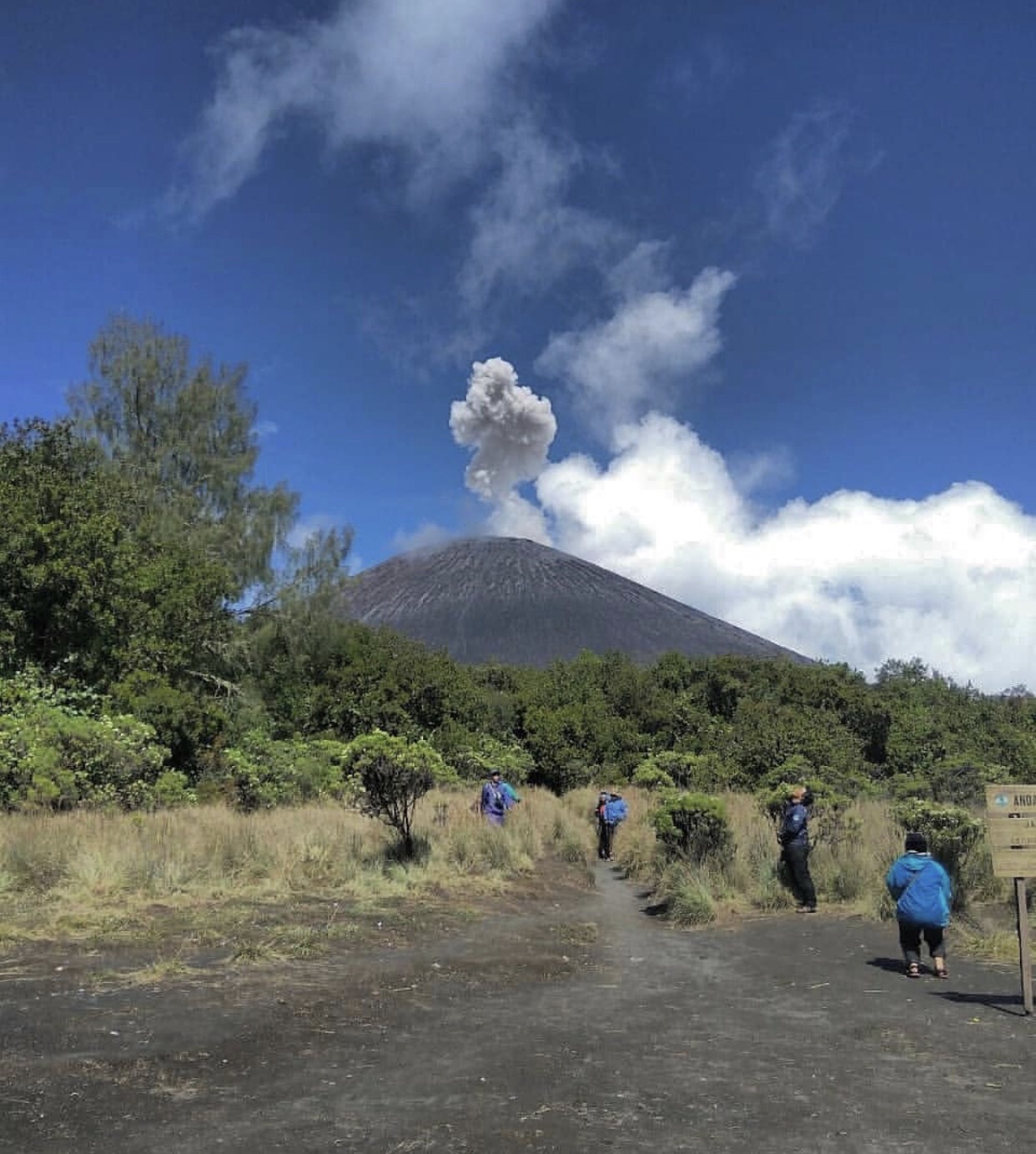 印尼十大火山攻略选择一座去冒险吧