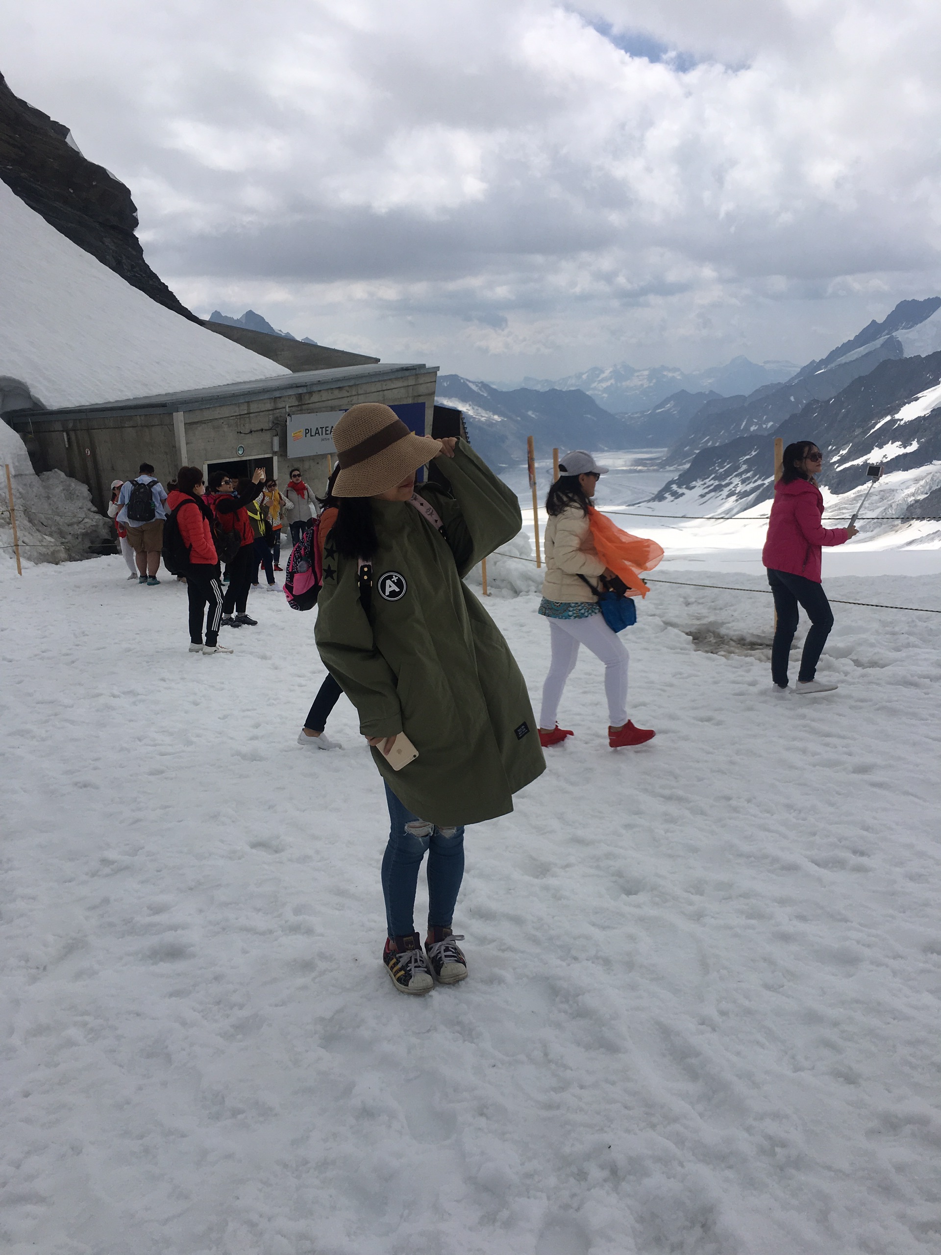 Lindt Chocolate Shop Jungfraujoch - Top of Europe