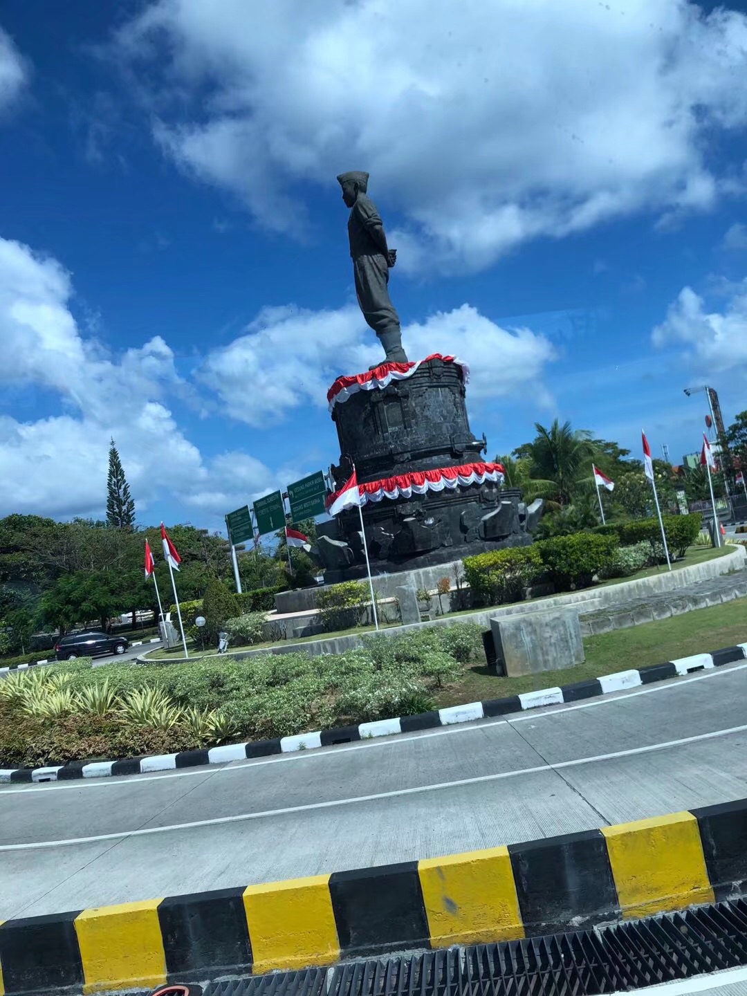 印度尼西亚瓜拉娜姆国际机场