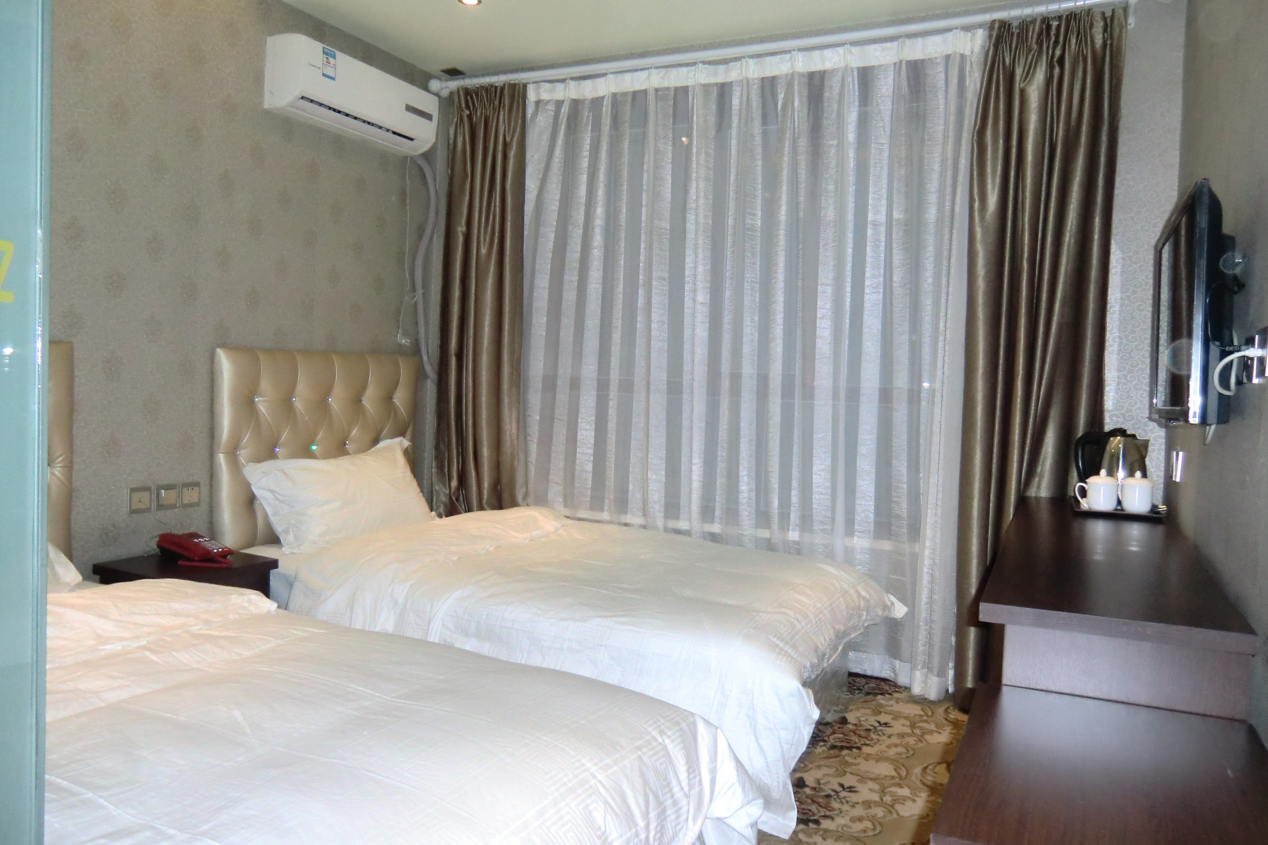 珲春天益时尚宾馆