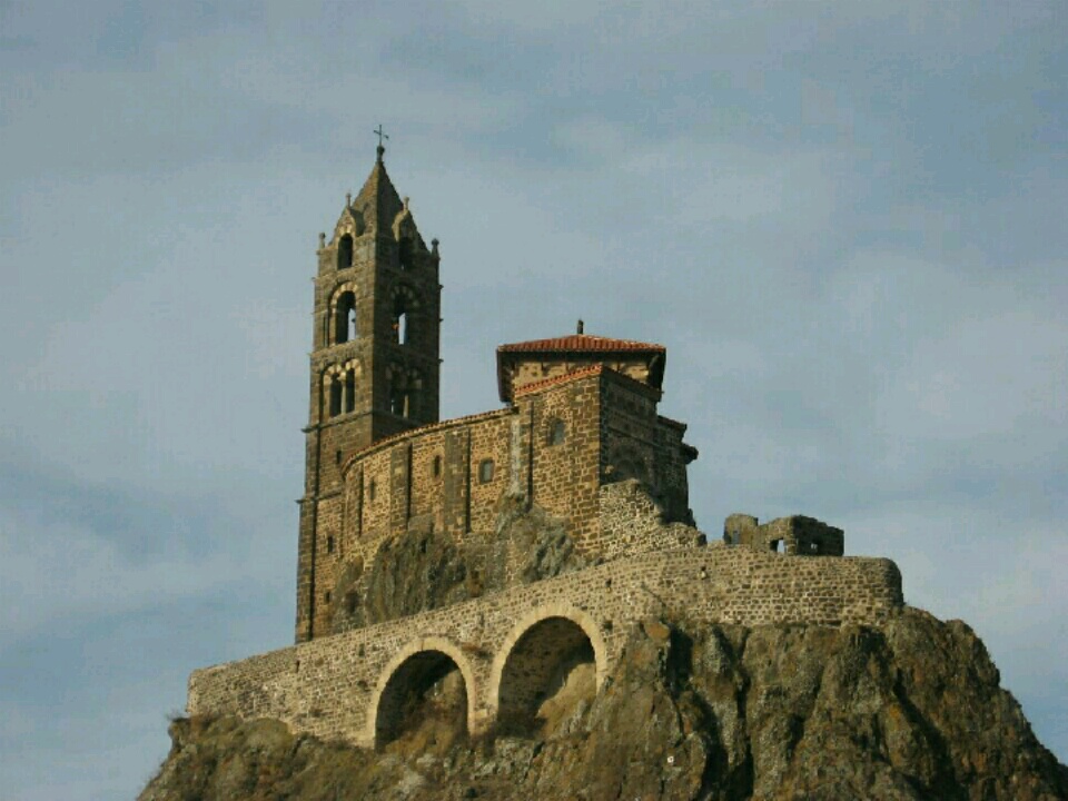 Statue de Notre Dame de France