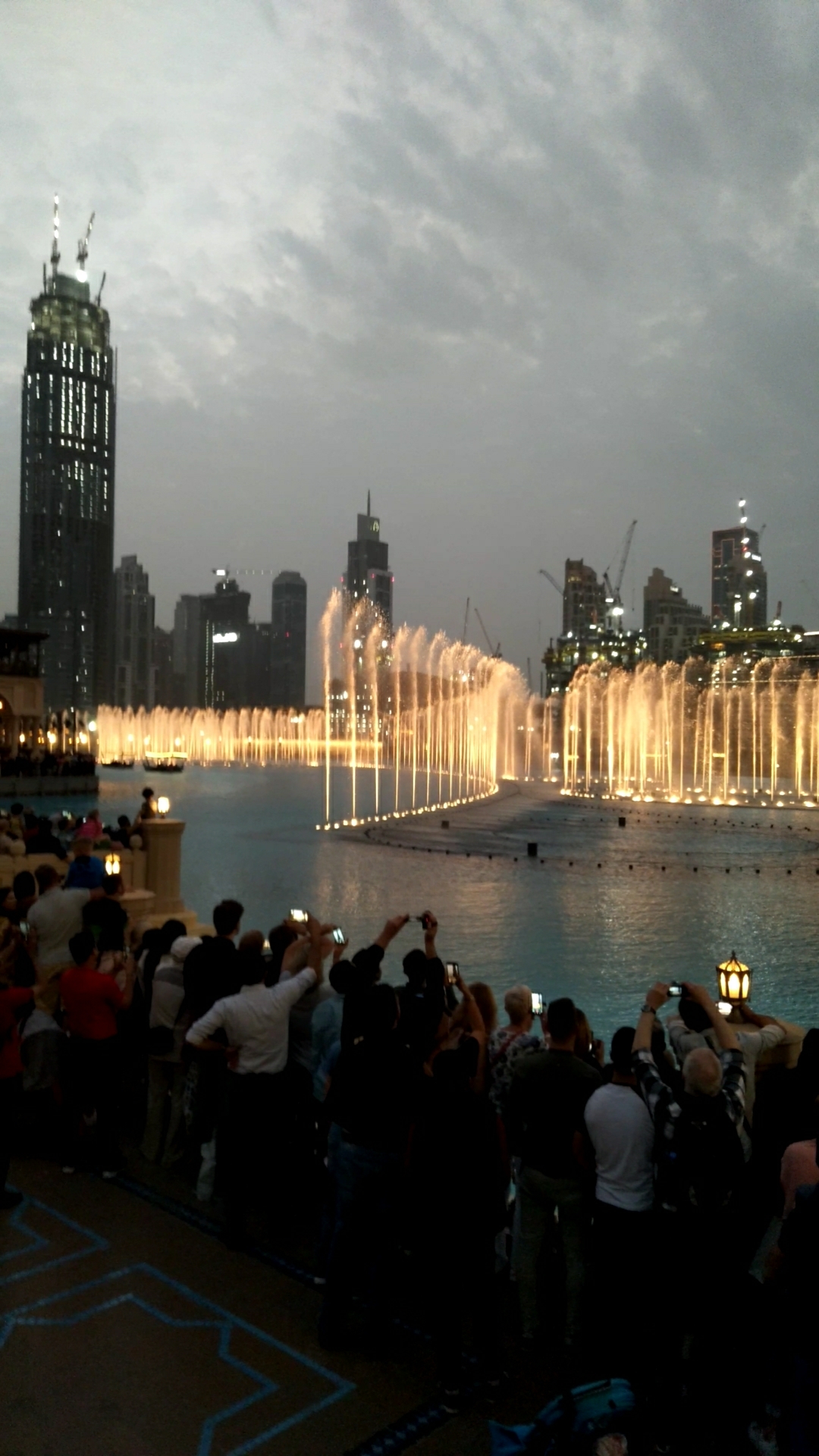 哈利法塔音乐喷泉7415,迪拜旅游攻略 