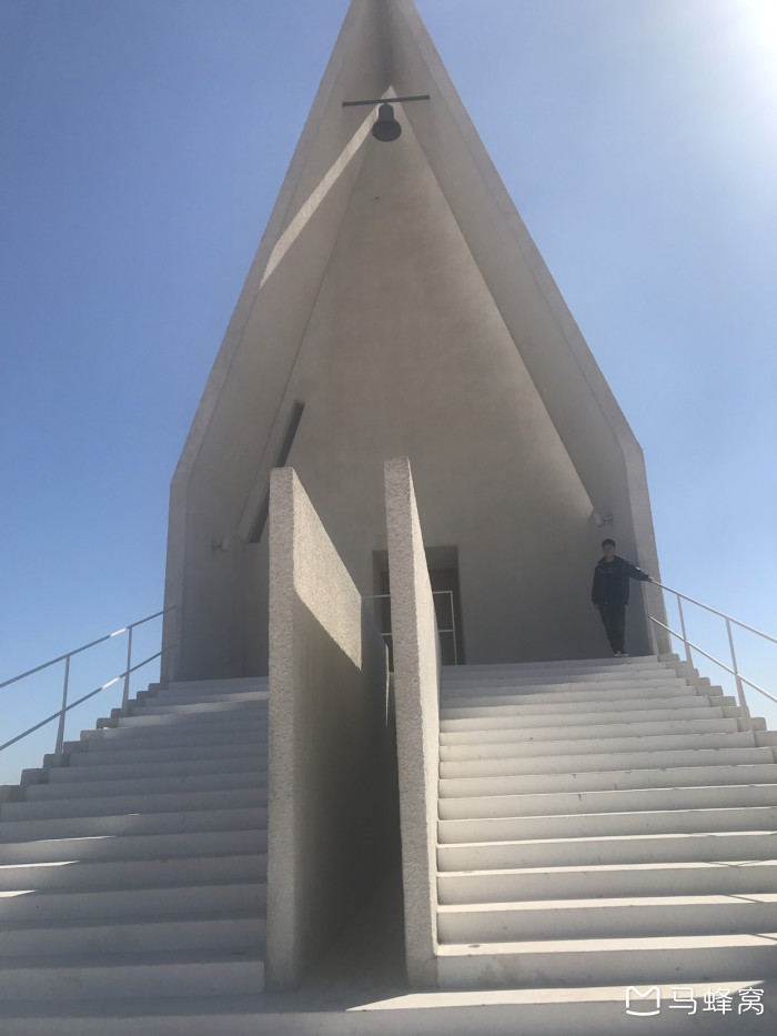 昌黎阿那亚孤独的图书馆现在去还需要预约吗不住那里的话可以进去吗