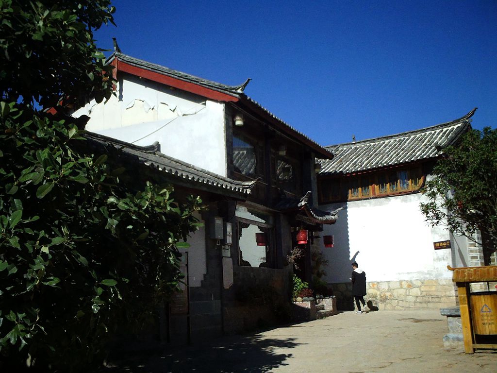 丽江 普贤寺——古城唯一保存完整的汉传佛教寺院