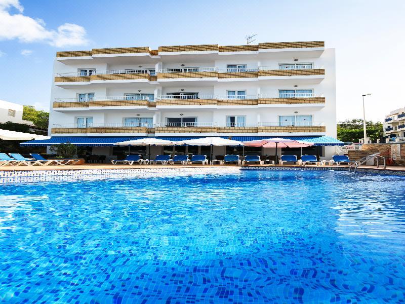 巴伊亚索尔公寓式酒店 Sol Bahía Ibiza Suites