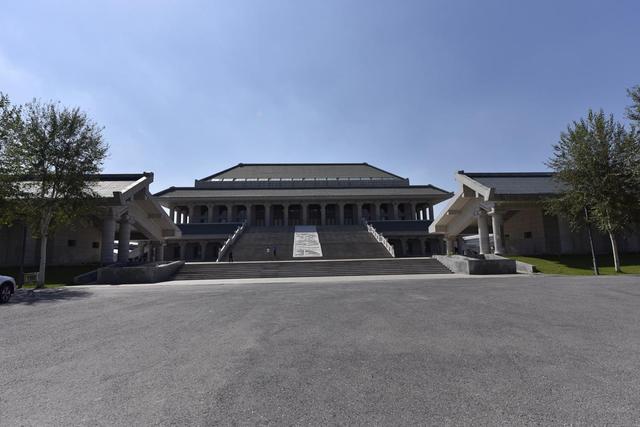 此次吴忠之旅,主要想看吴忠的特色,其中主要的目的地是吴忠博物馆.