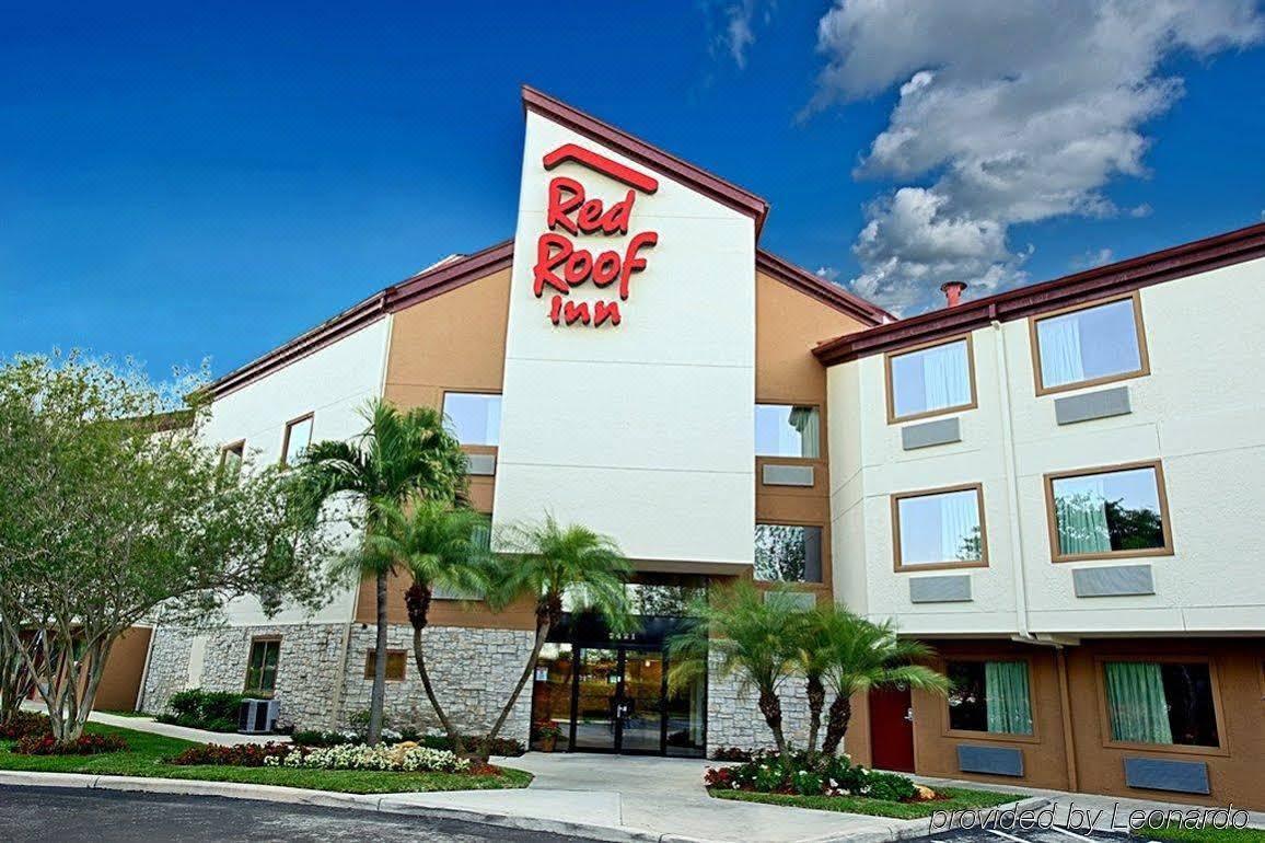 西棕榈滩红屋顶普拉斯+酒店 Red Roof Inn PLUS+ West Palm Beach