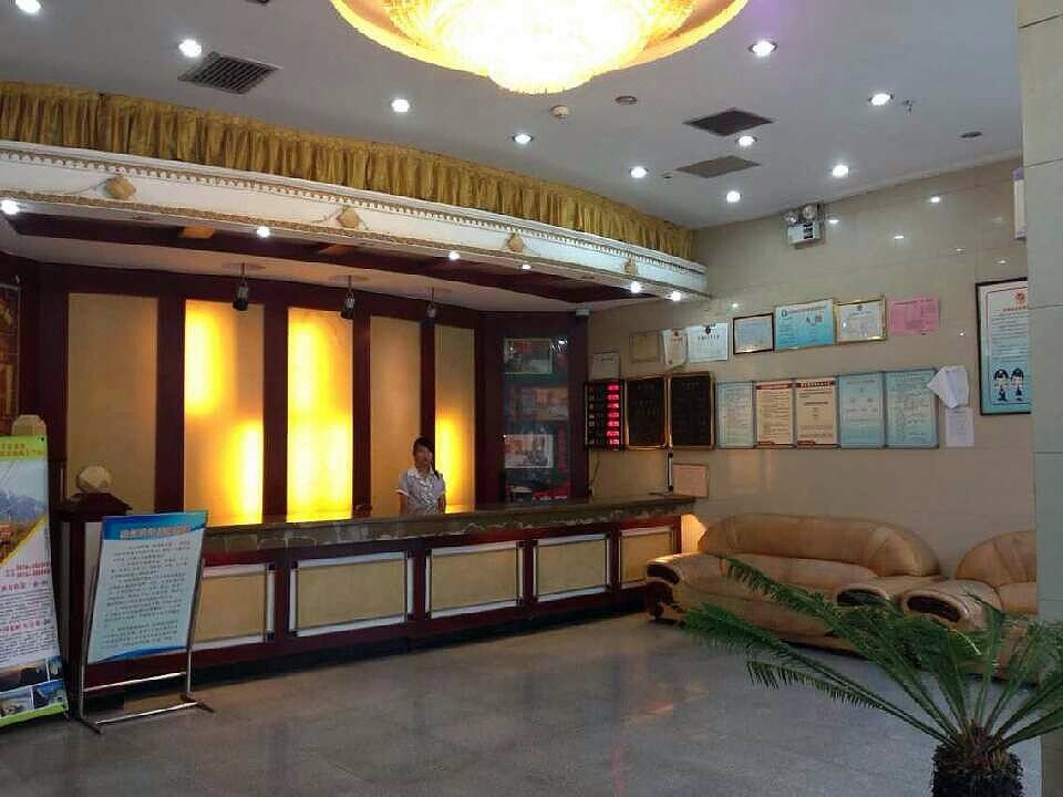 山阳佳丽商务酒店