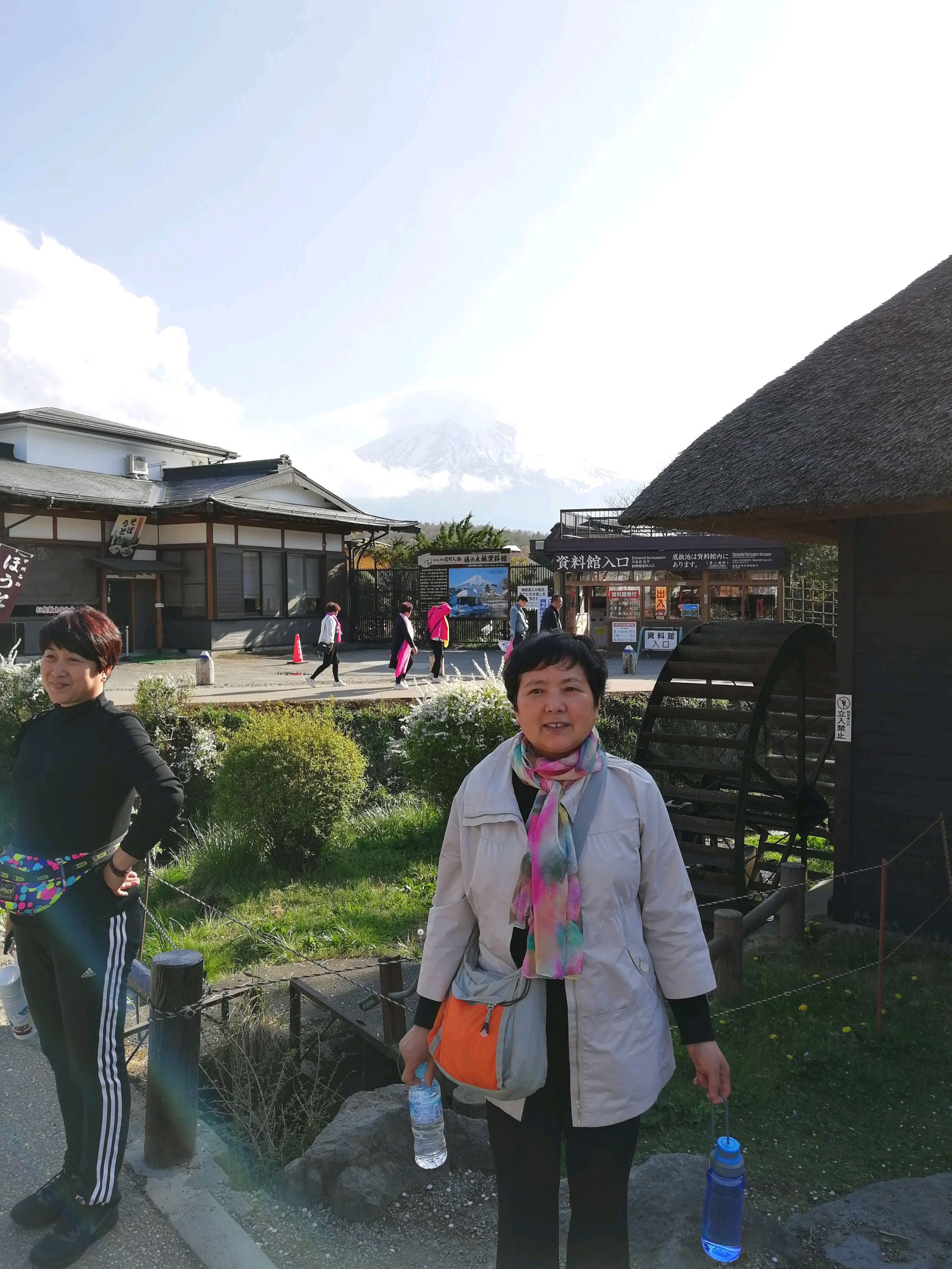 【忍野村景点图片】Waku Pond