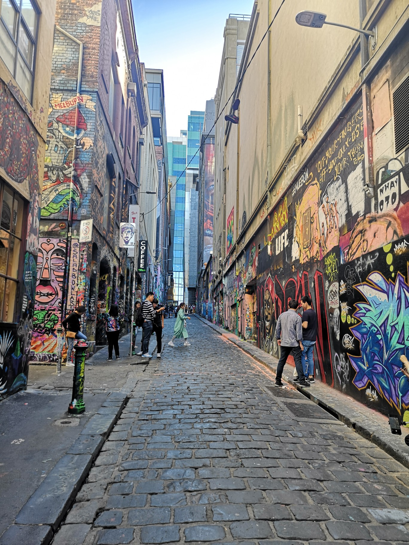 霍西尔巷(涂鸦街)_游记