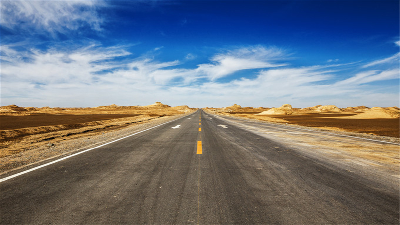 有一种流行,叫做拼车!找几个人一起,开始西北旅游