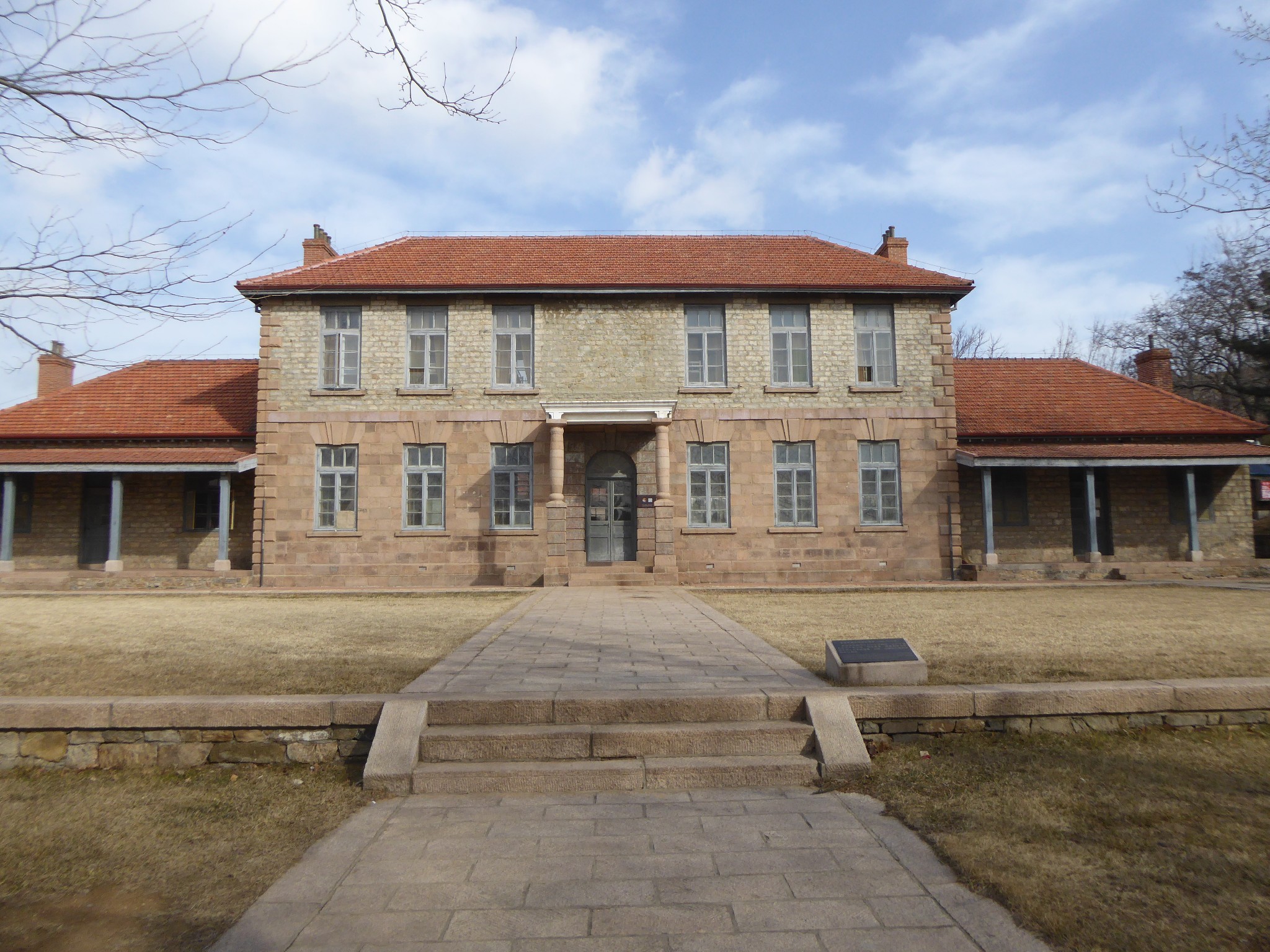 刘公岛,不仅仅是个岛,它有太多的历史积淀,是中国海军诞生地,甲午海战