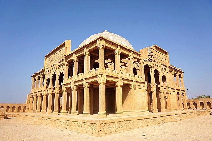 巴基斯坦10天9晚精华游(印巴边境降旗仪式 犍陀罗文明 世界文化遗址)