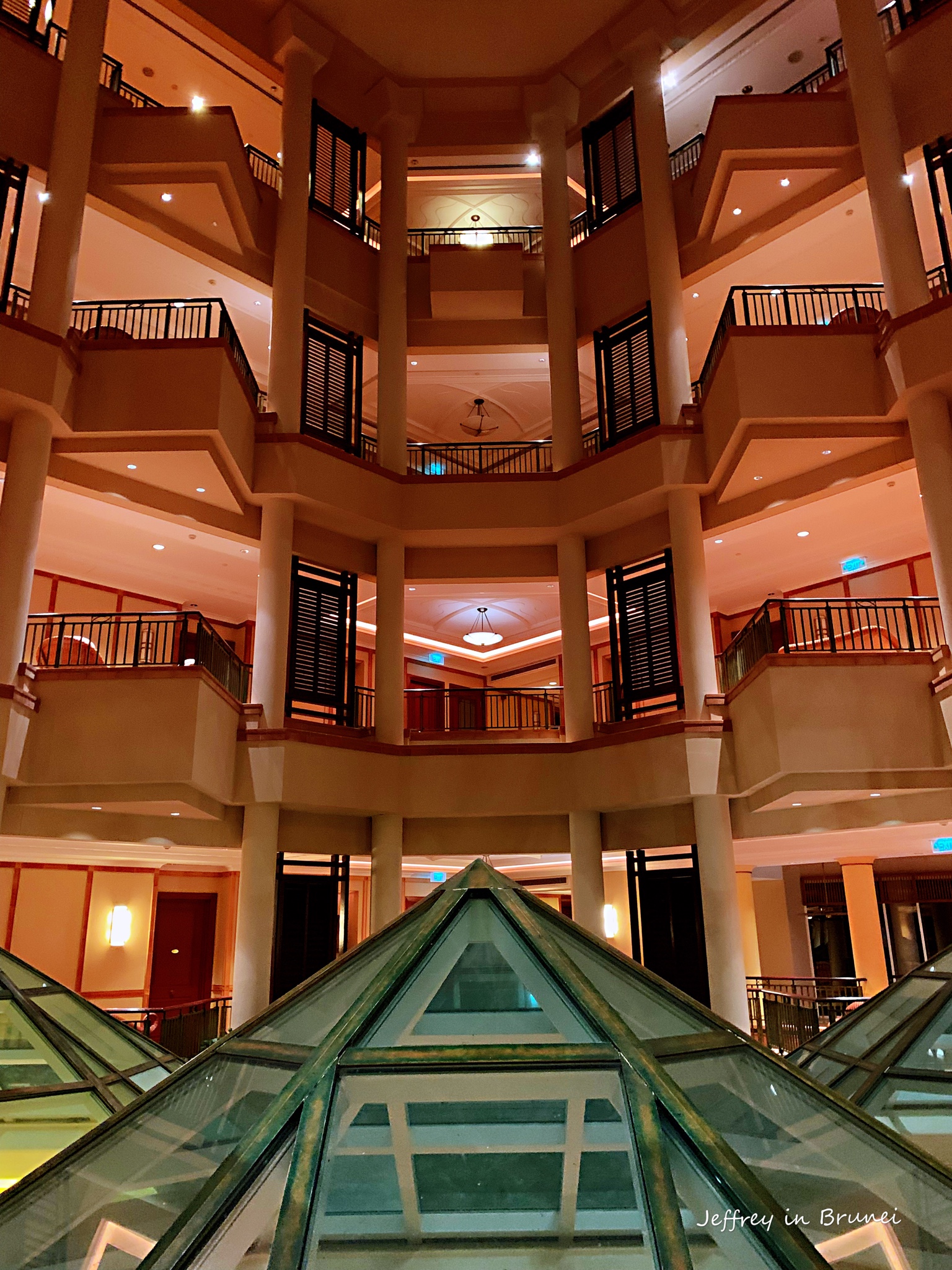 【文莱帝国酒店全景介绍】带你走进土豪的世界 - 马蜂窝