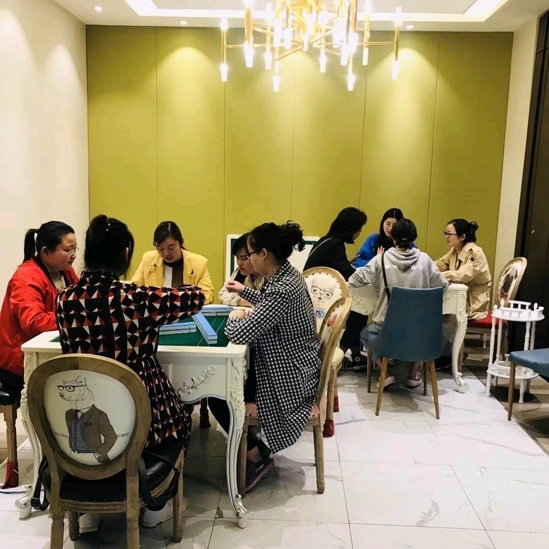 恐龙山探险 恐龙山探险