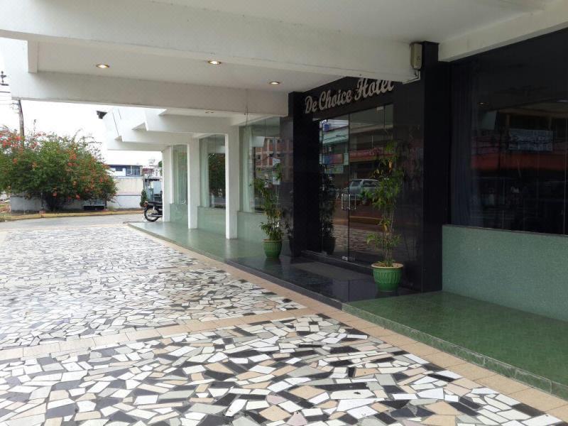 OYO 89619 De Choice Hotel OYO 89619 De Choice Hotel