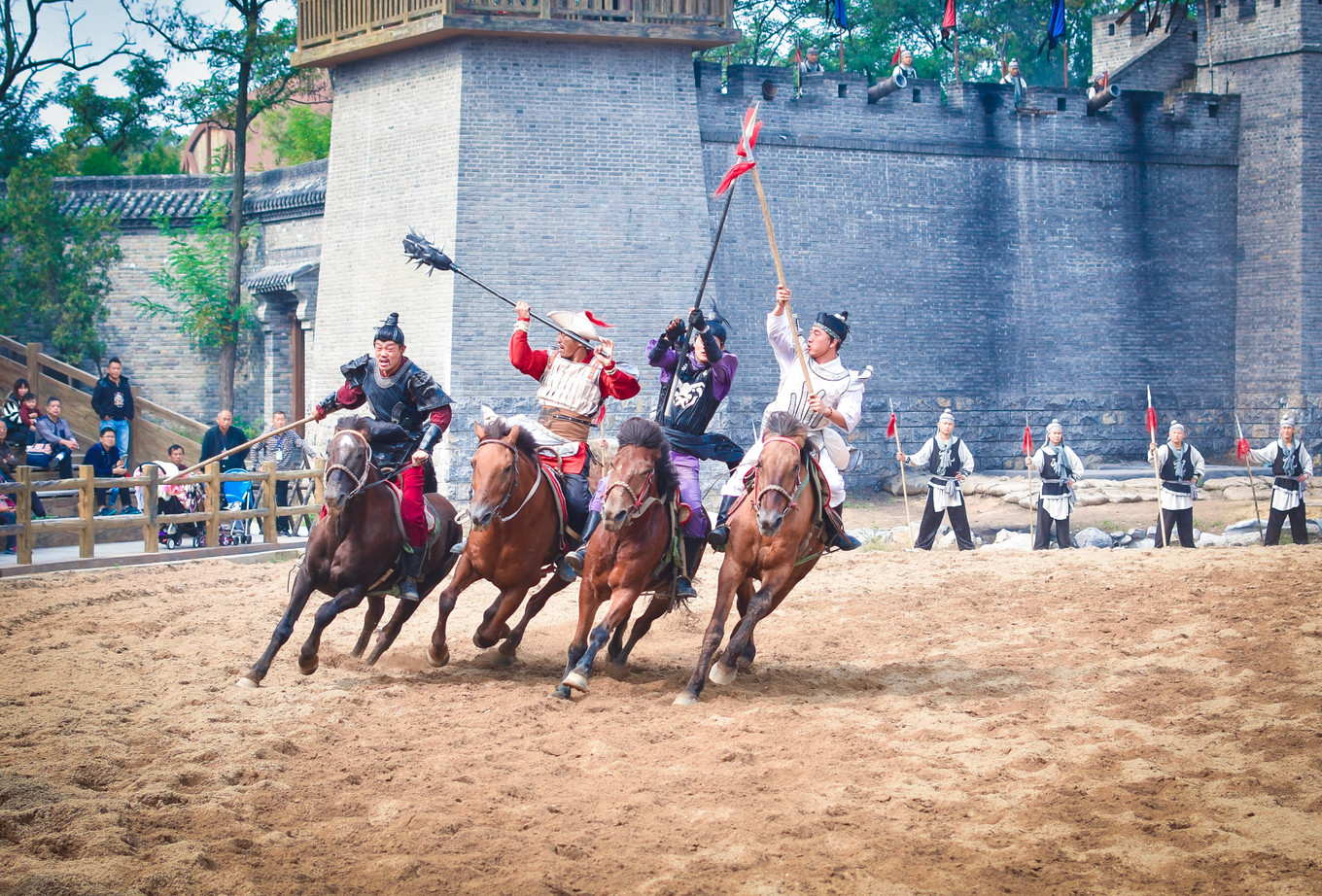 开封万岁山大宋武侠城门票提前一个小时预订