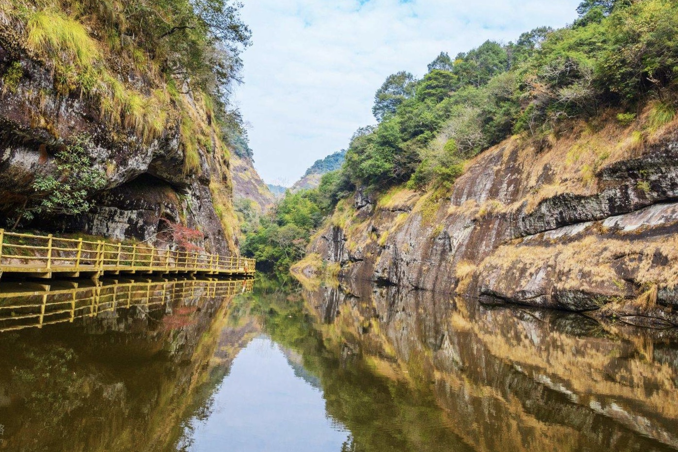 泰宁寨下大峡谷半日游县城上门接送6人小团玩0购物