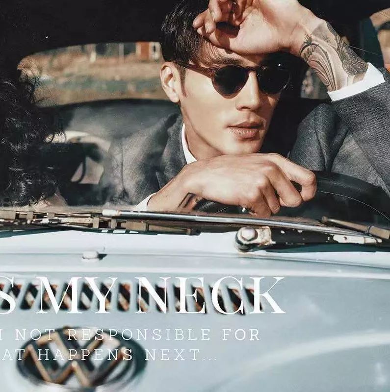 这家店老板儿除了帅,还很会炒火锅底料!