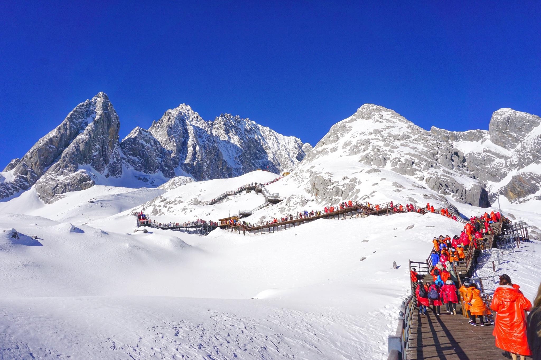 lijiang Yulong Snow Mountain 