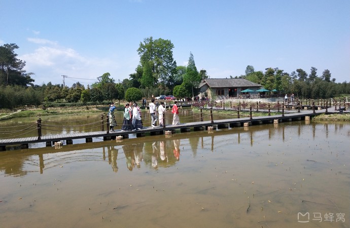 明月村旅游图片,明月村自助游图片,明月村旅游景点照片 - 马蜂窝图库