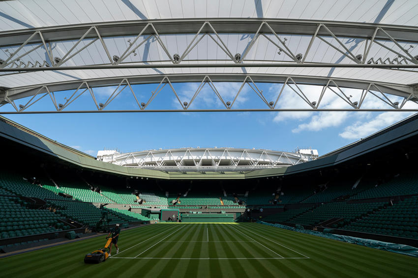 温布尔登网球场是全英草地网球俱乐部和槌球俱乐部所在地,在2012年