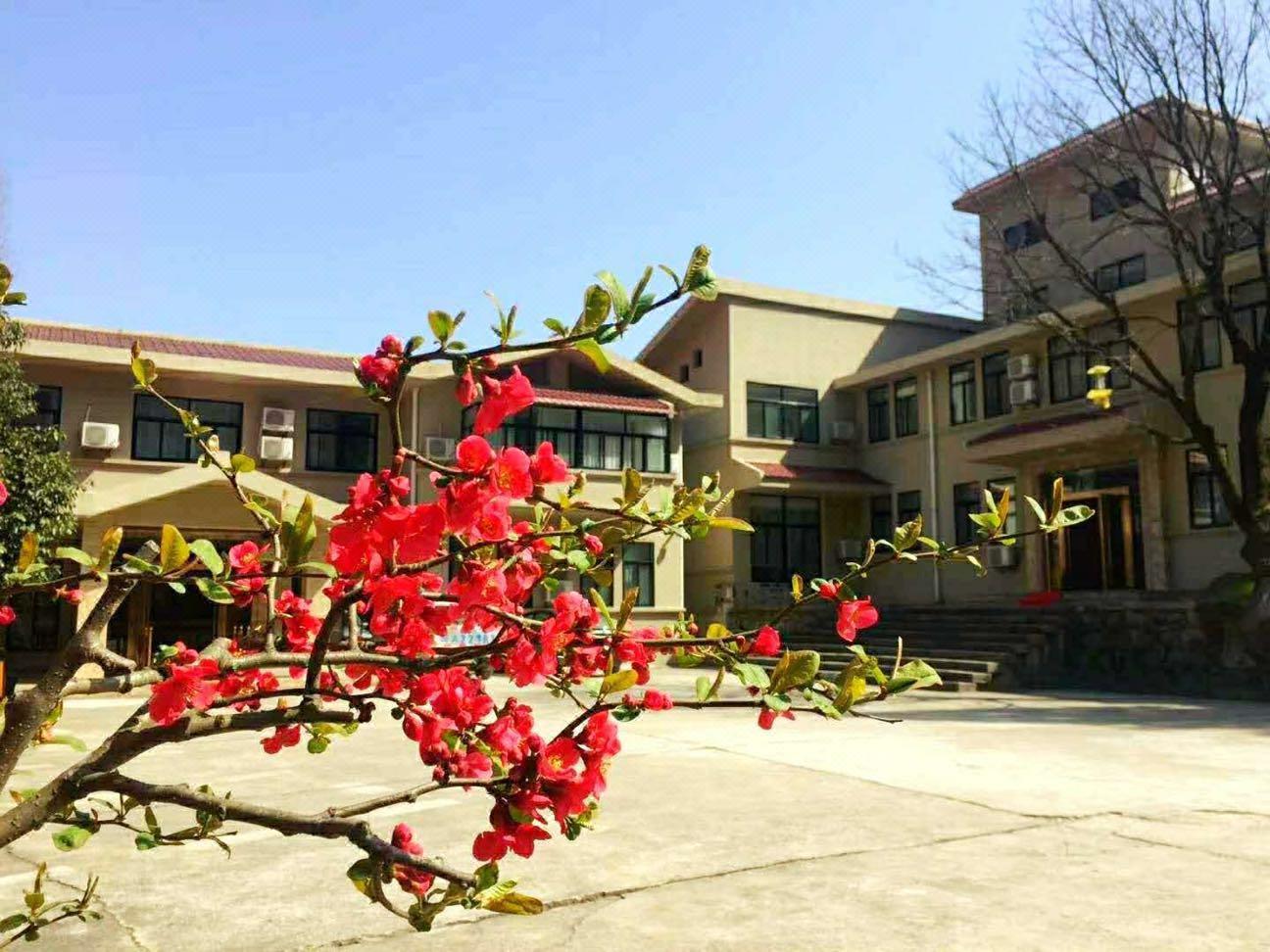 天堂寨洄龙潭隐溪酒店 Jinzhai Tiantangzhai Huilongtan Yinxi Hotel