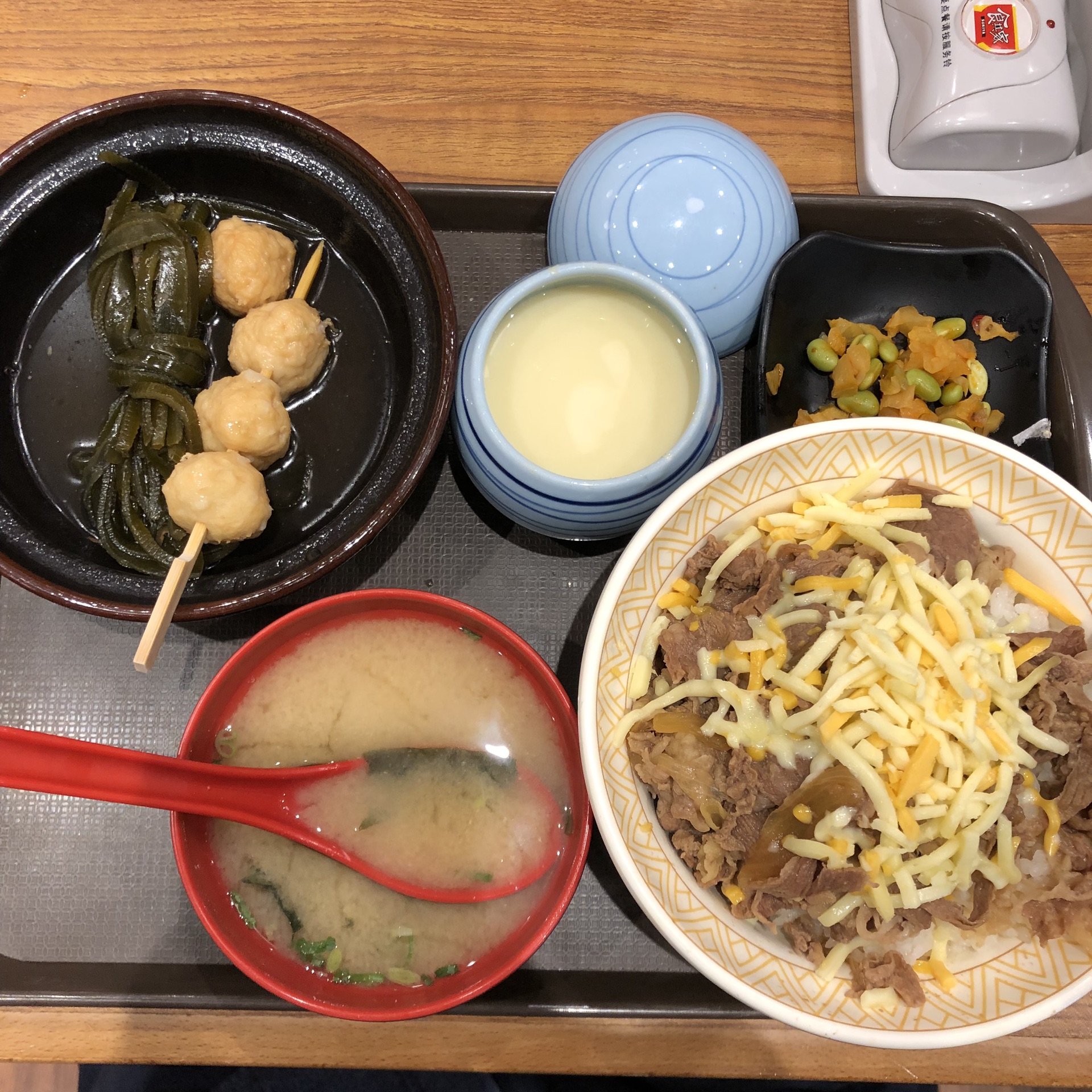 南京美食-丸利吉田舒芙蕾(仙林金鹰店)