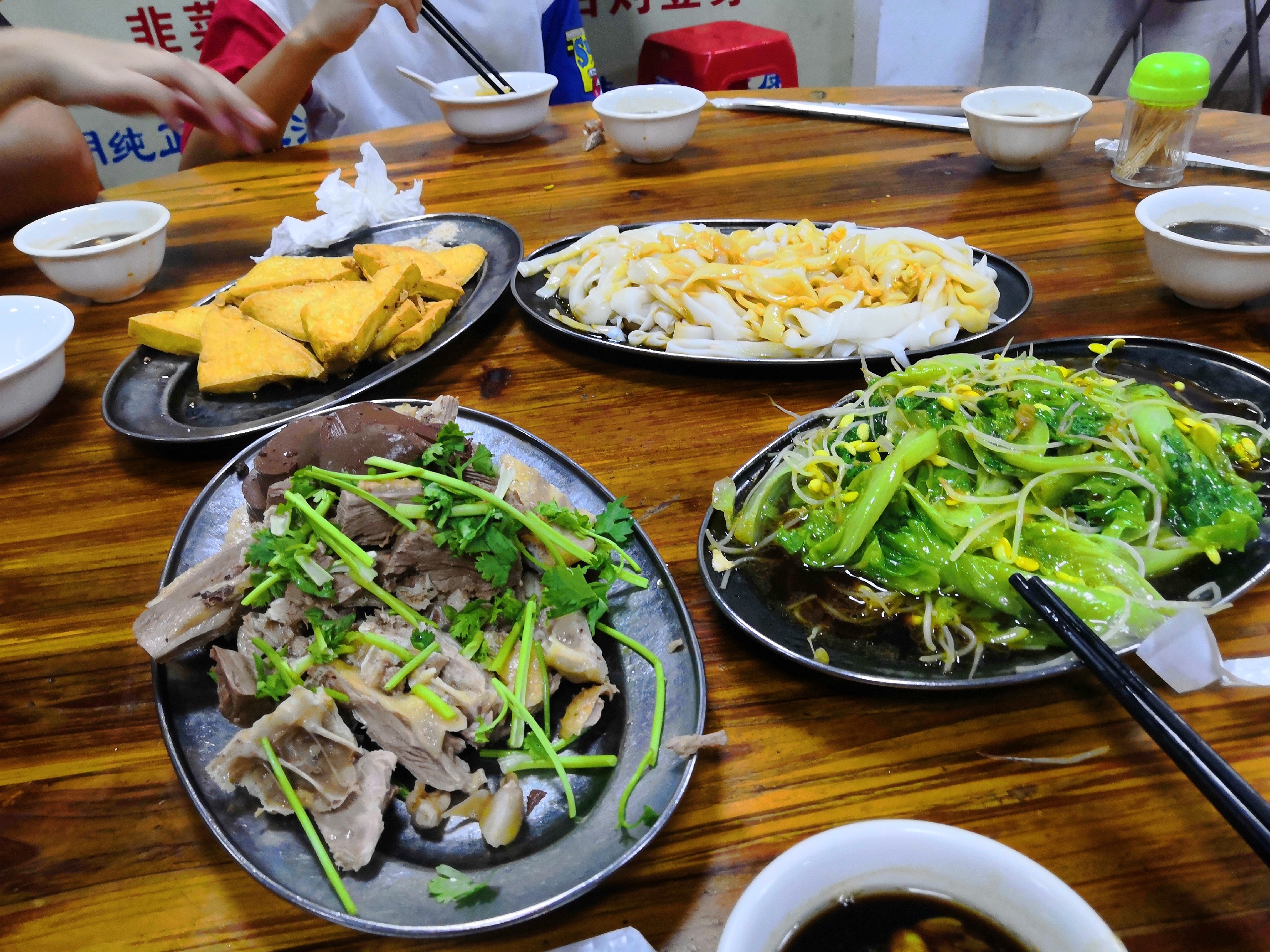 电白美食-摩玲鸭粥(三角圩总店)