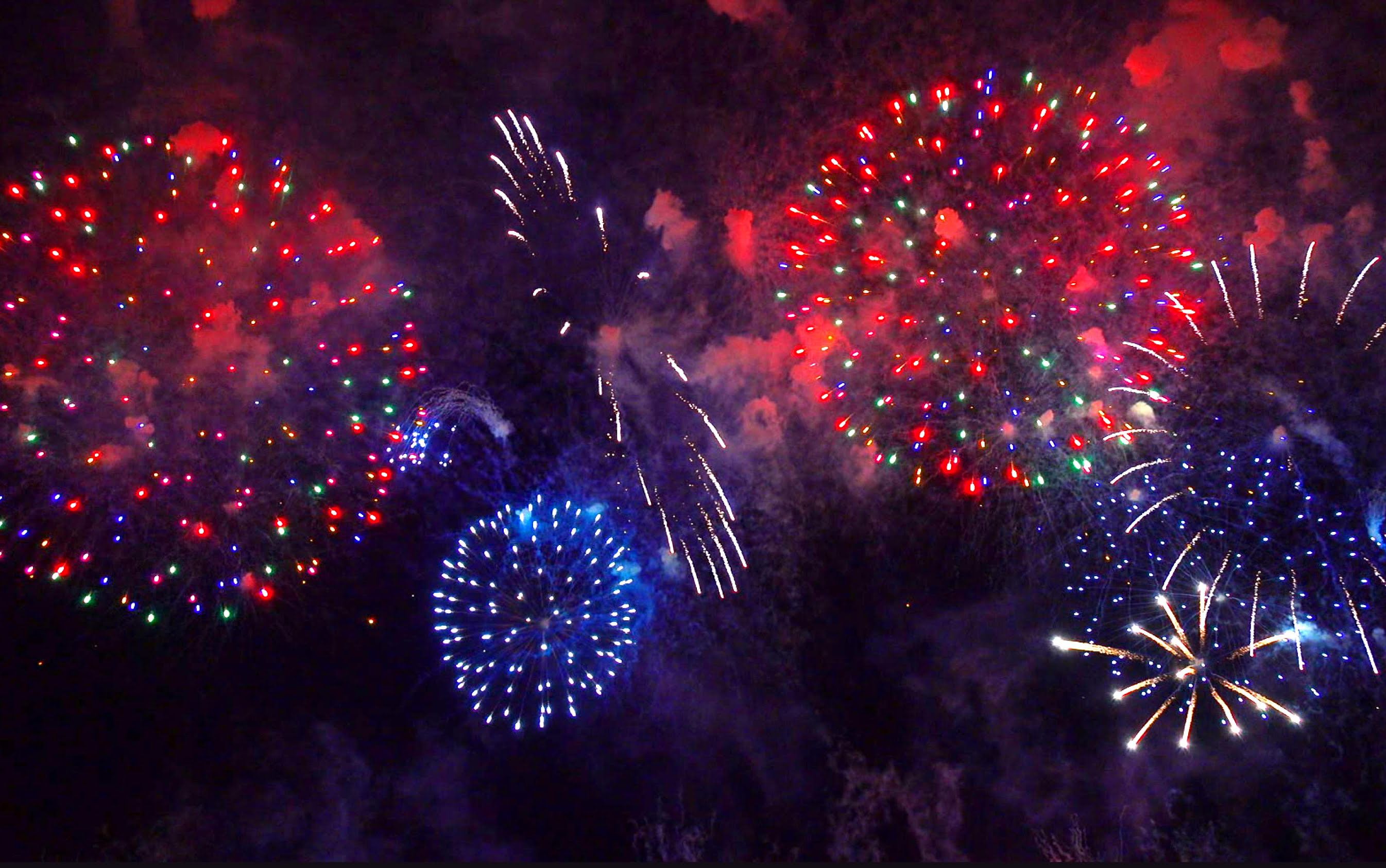 畅玩霓虹花火祭 13日日本动漫主题定制 畅享夏日花火祭 动漫取景地圣地巡礼 和风特色体验 穿越江户时代京都 新宿银座畅游时尚前沿 马蜂窝自由行
