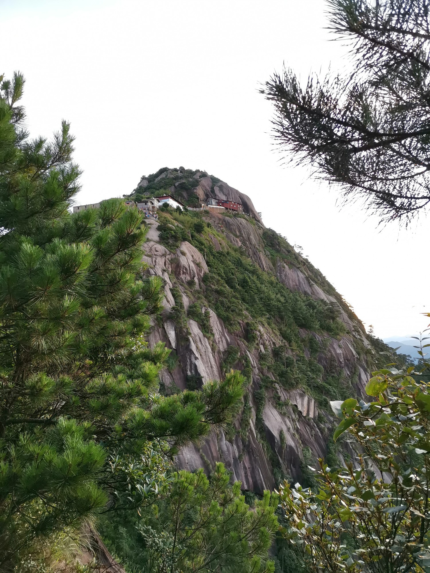 会仙峰开山门记