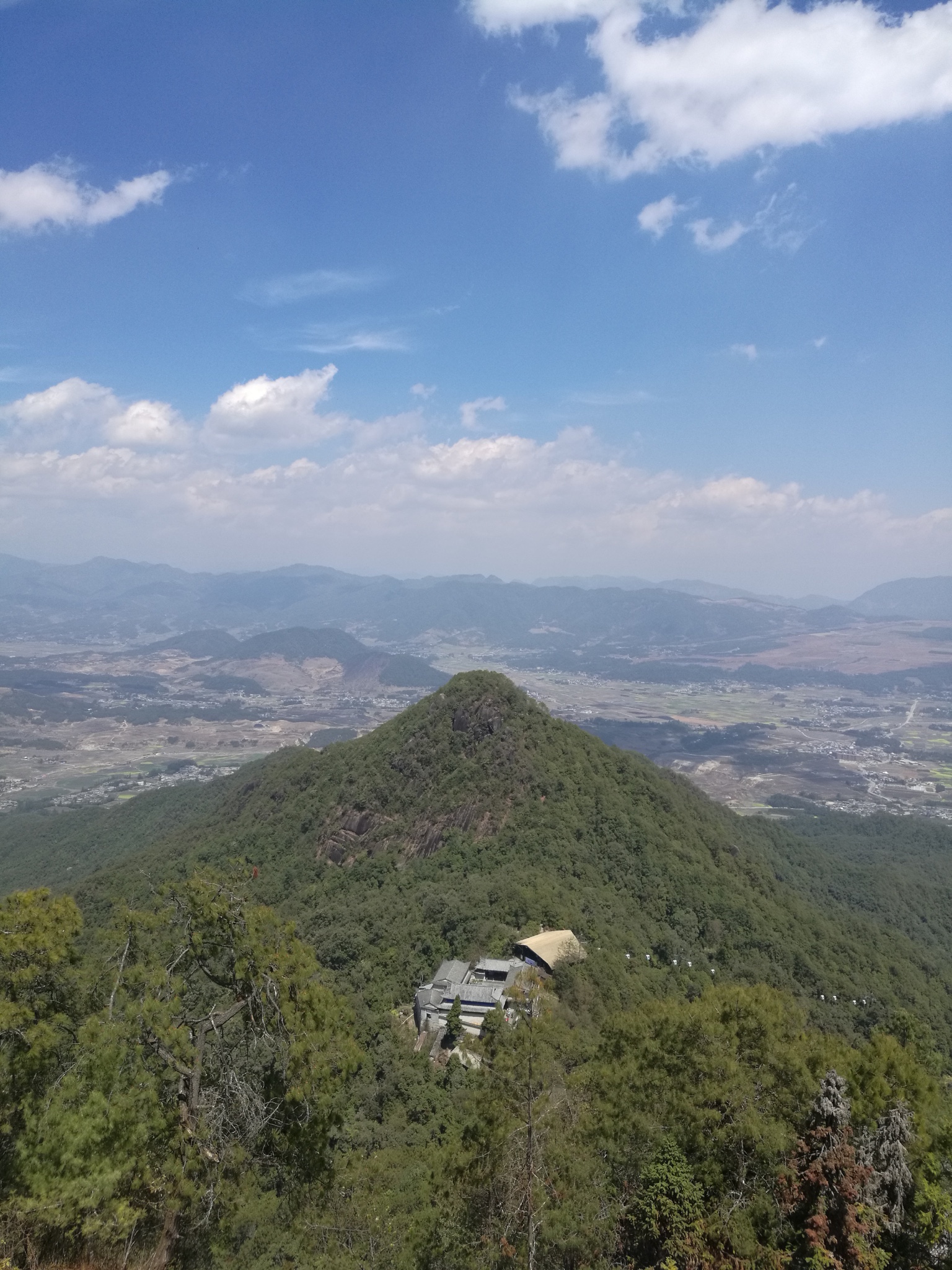 百年道觀-騰衝雲峰山