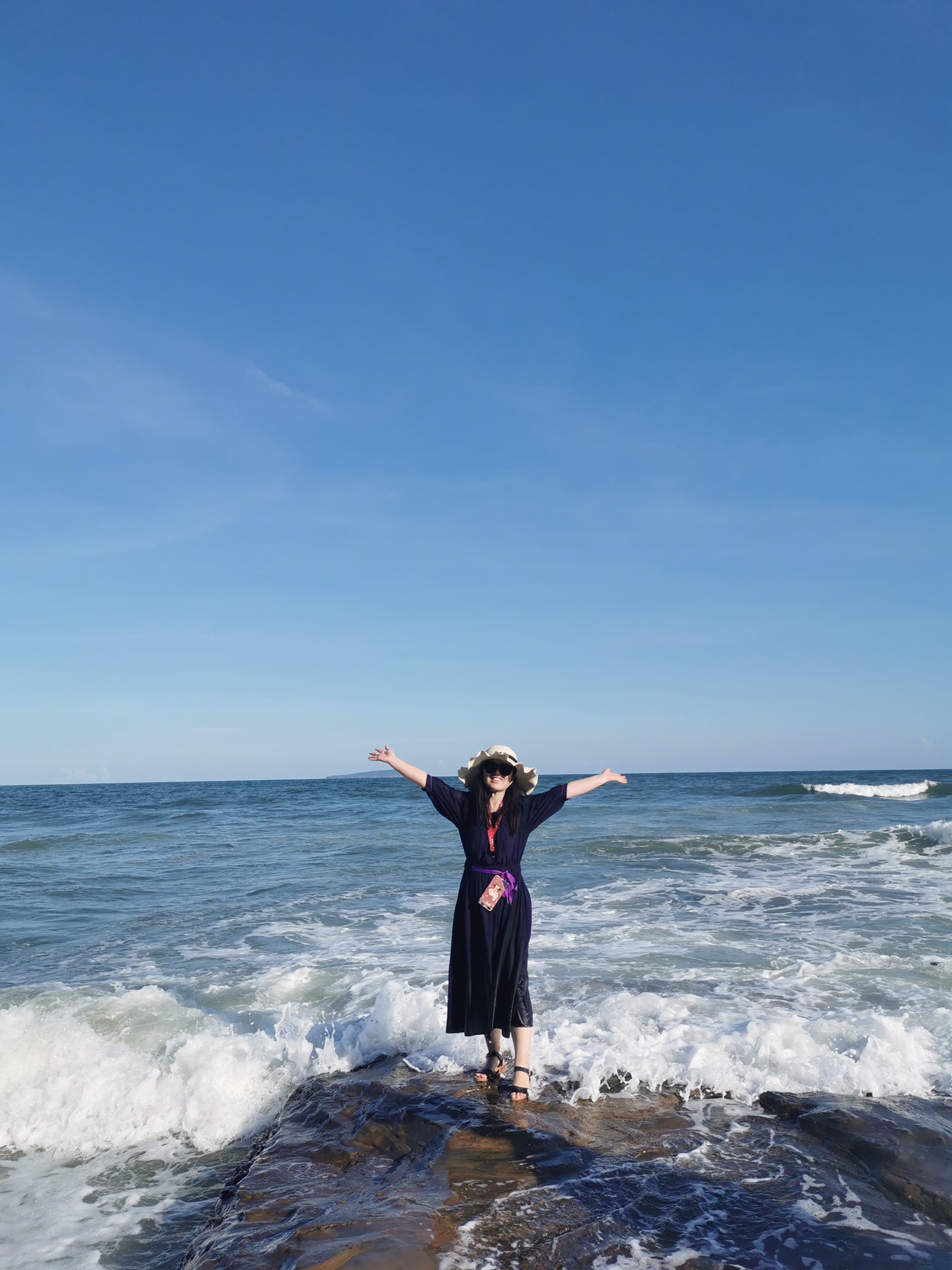 去北海涠洲岛旅游的日记怎么写(去北海涠洲岛旅游大概需要多少钱)