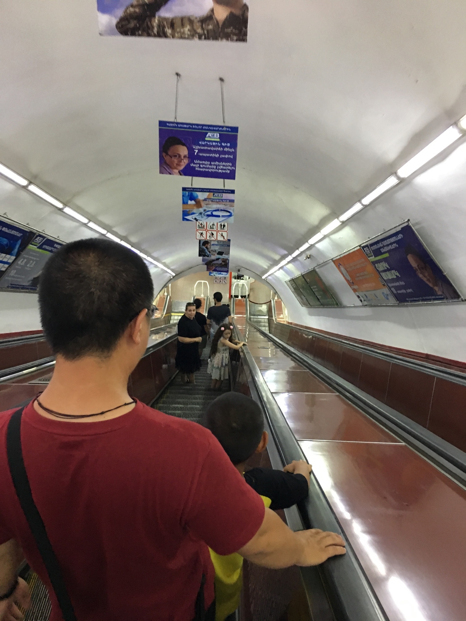 4,在埃里温乘坐地铁3,诺亚方舟最后停靠地2,还未完工的大阶梯1,在