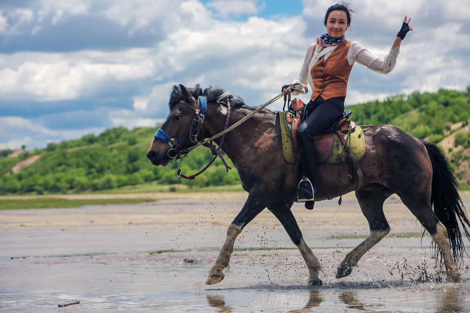 马背骑行,深度穿越