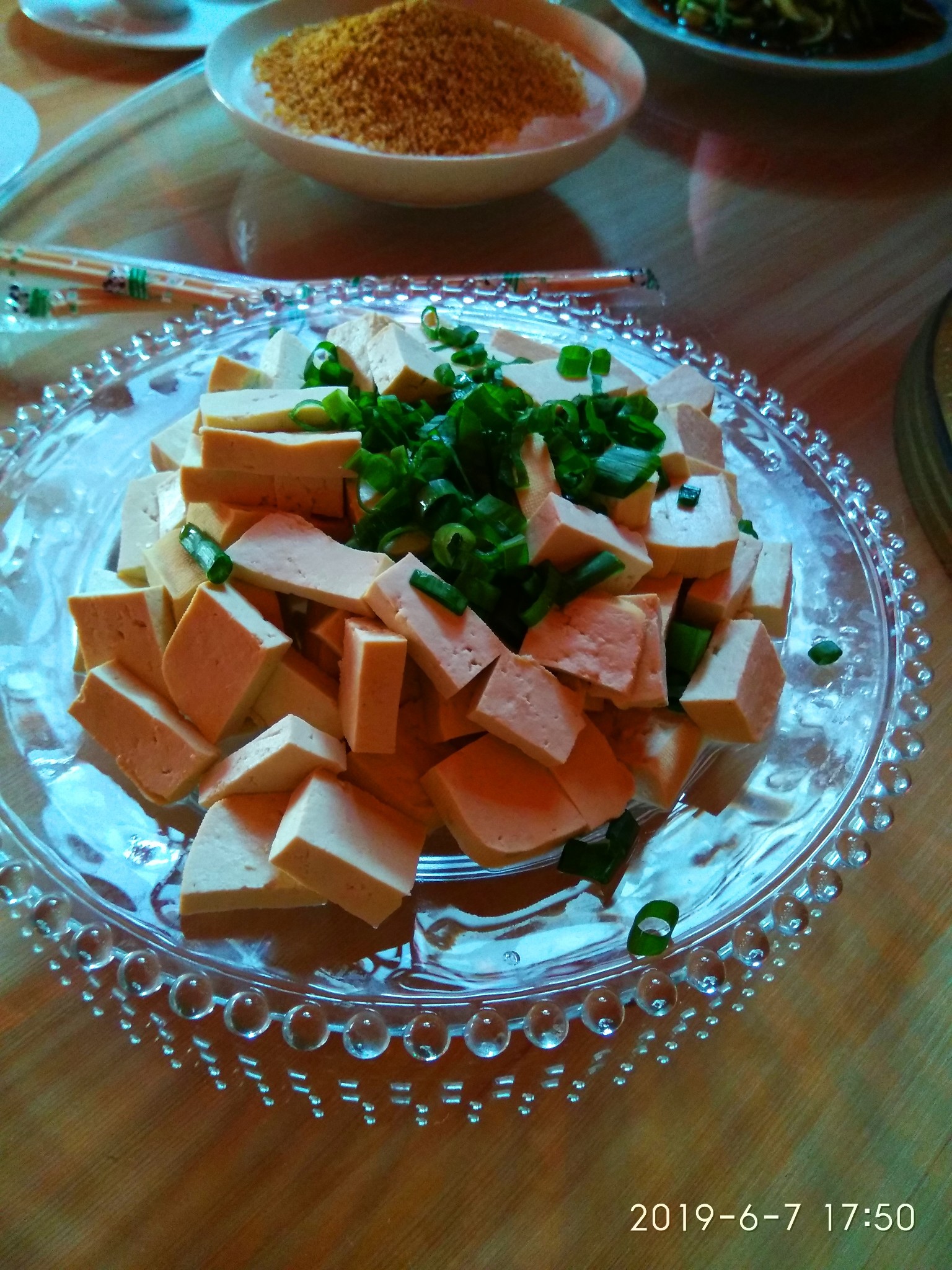 乌丹镇勃隆克沙漠腐败行