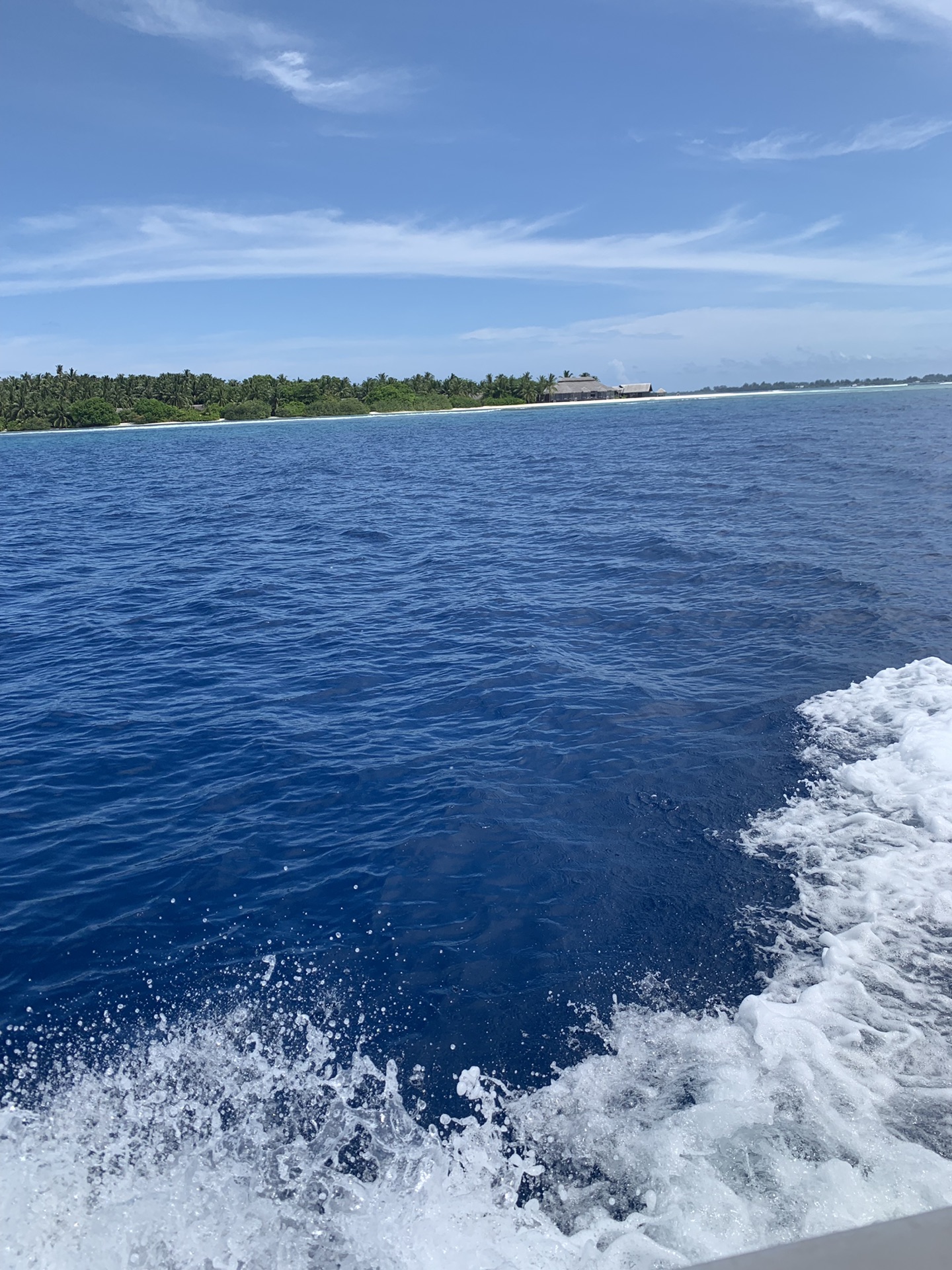 赤道之南,马尔代夫最大的明珠.香格里拉岛