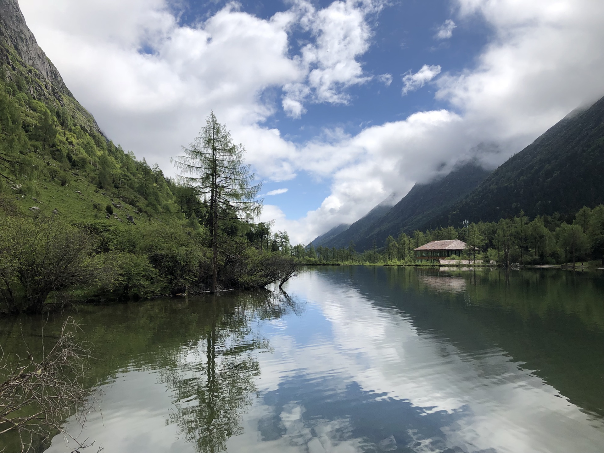 毕棚沟风景区