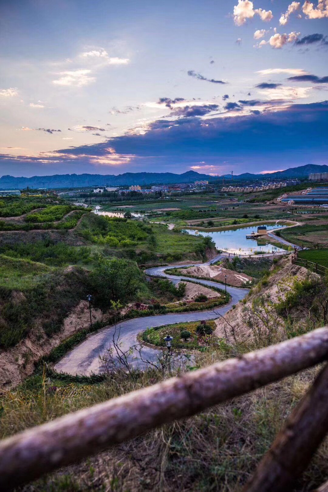 涿鹿黄帝城小镇图片