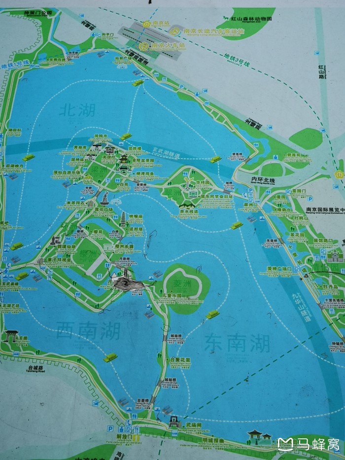 玄武湖公园有乌篷船可以坐吗在哪里坐
