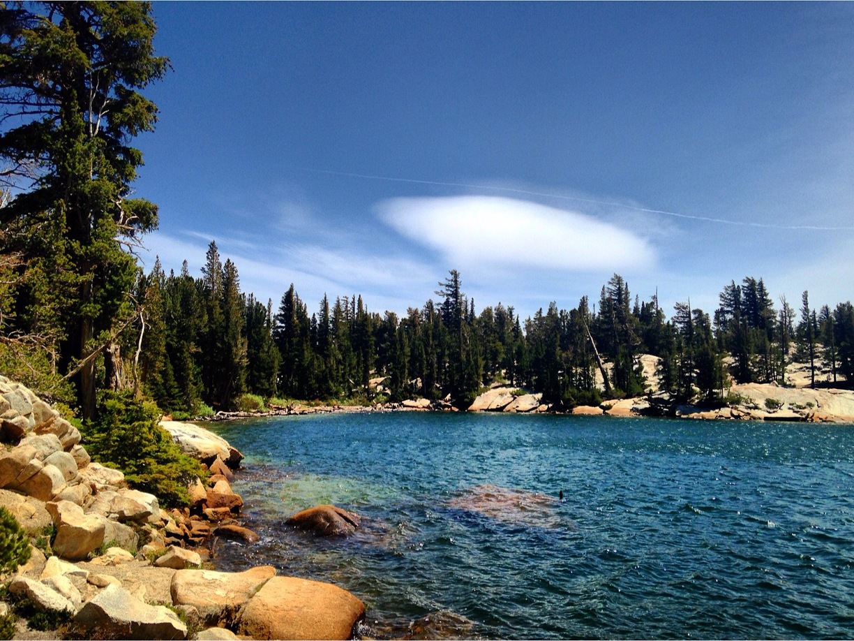 自驾游美国西海岸南加州水晶湖