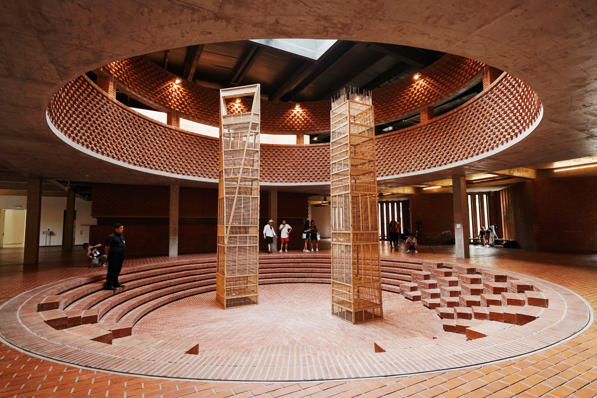 帝都high玩|集颜值与内涵于一体的北京网红美术馆,猜猜是哪里?