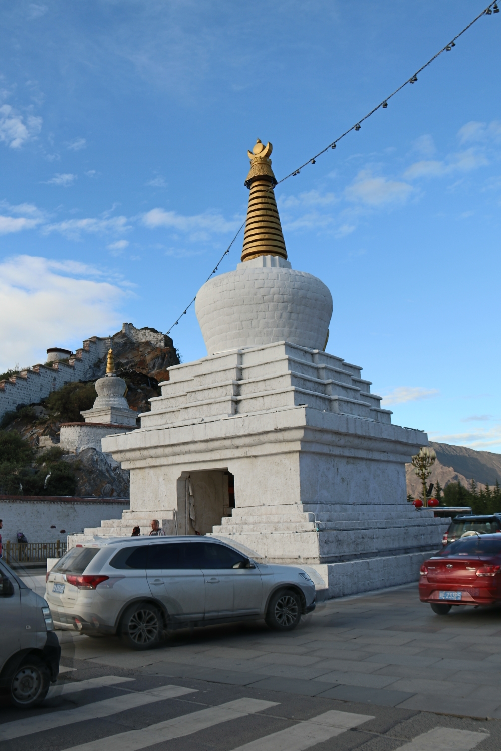 布达拉宫大昭寺一日游