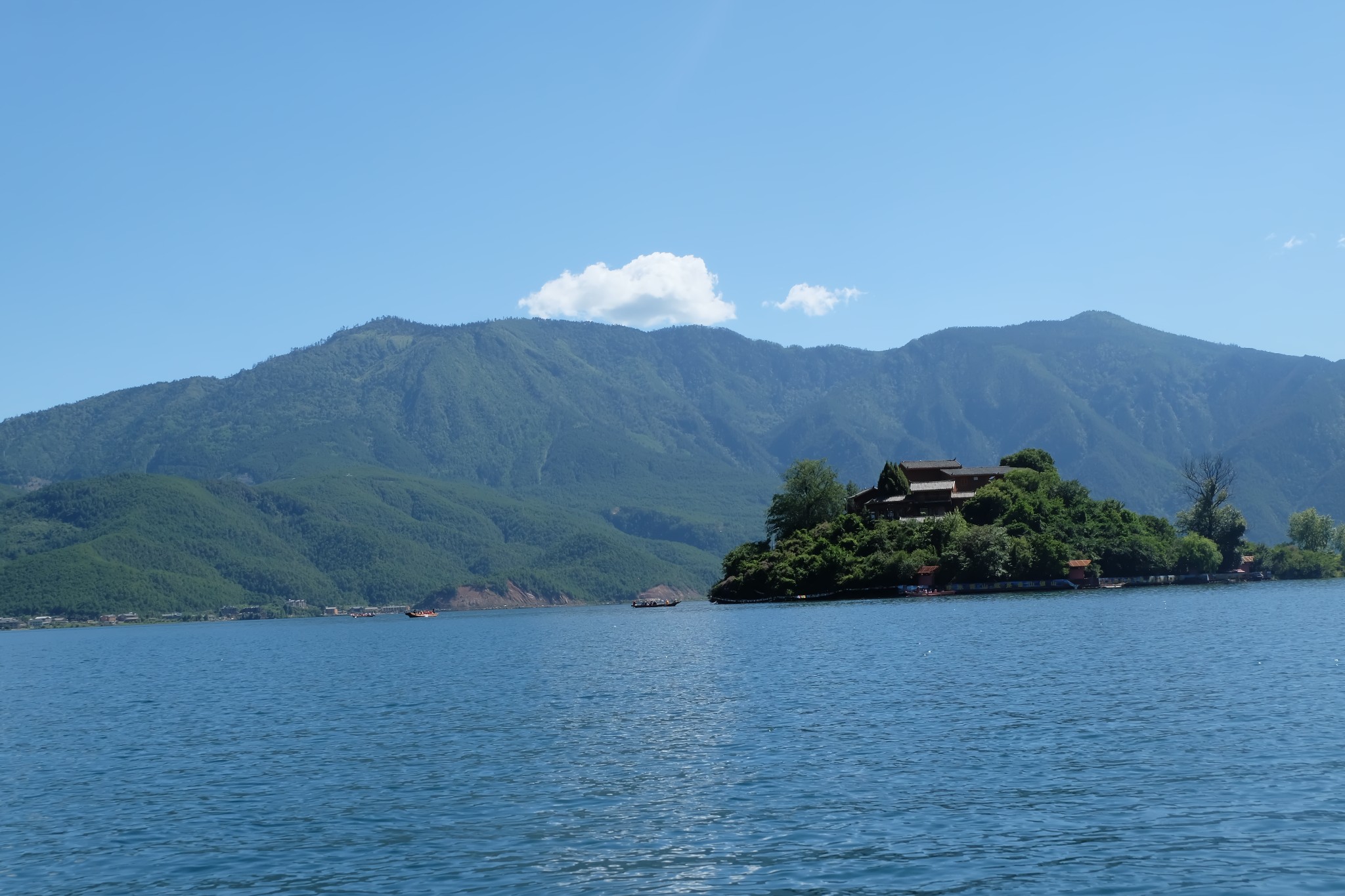 成都自駕瀘沽湖,一場溫馨美好的閨蜜旅行