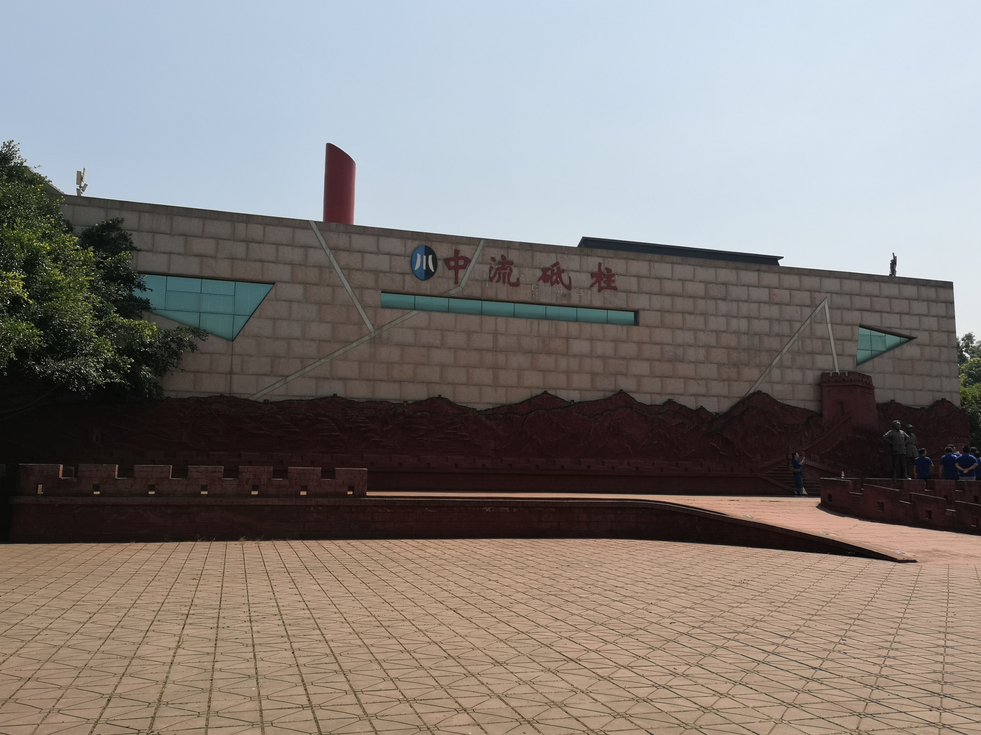 就是為了遊建川博物館而來的四川