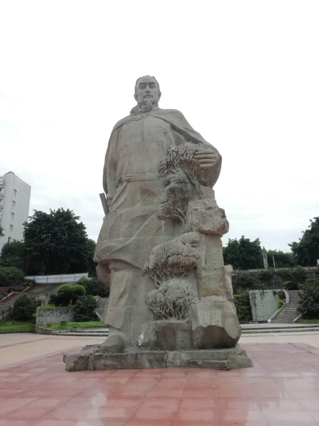 【名山区景点图片】吴理真广场