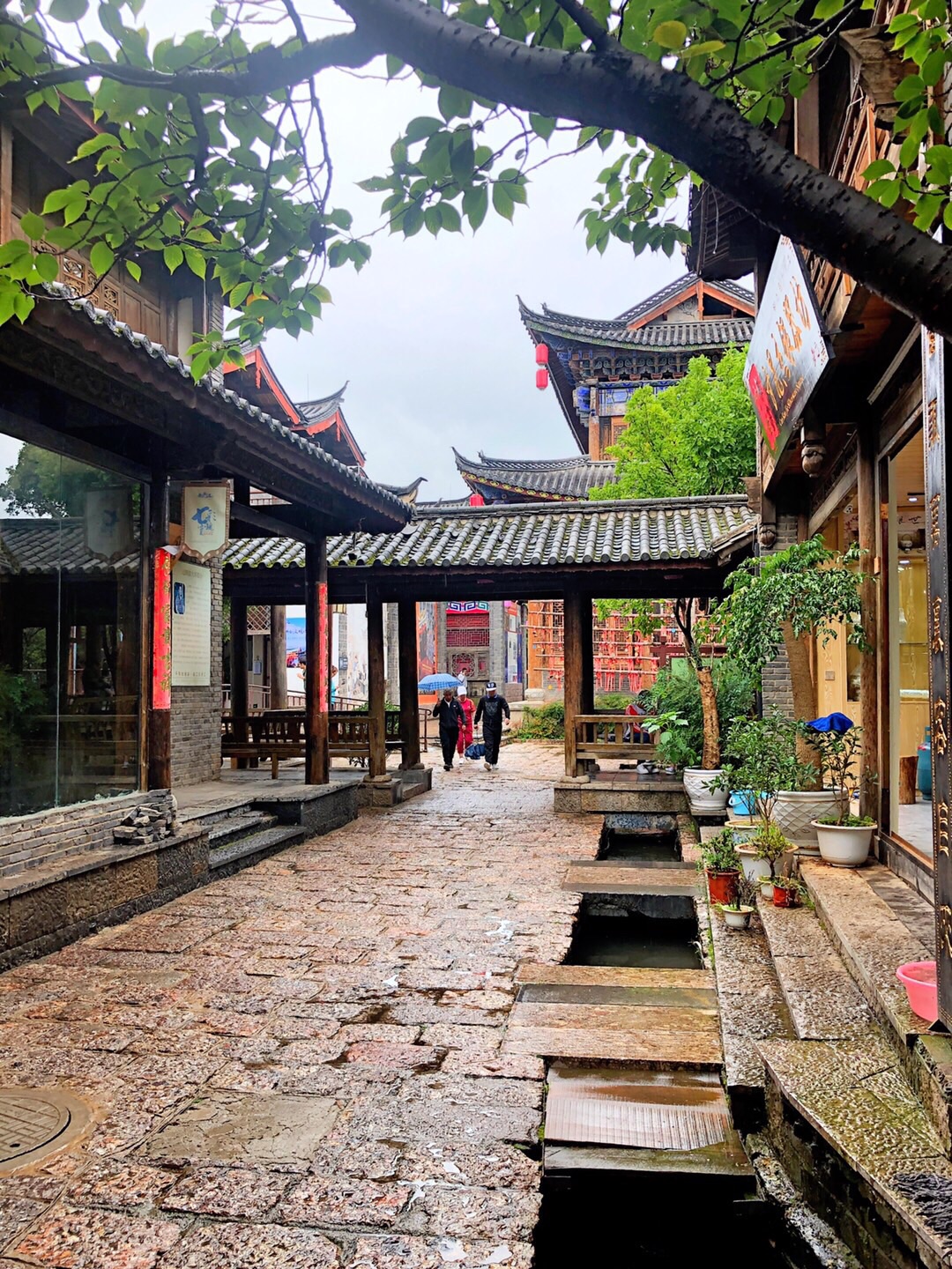 《又一次万里西行漫记:碧玉温润束河镇》