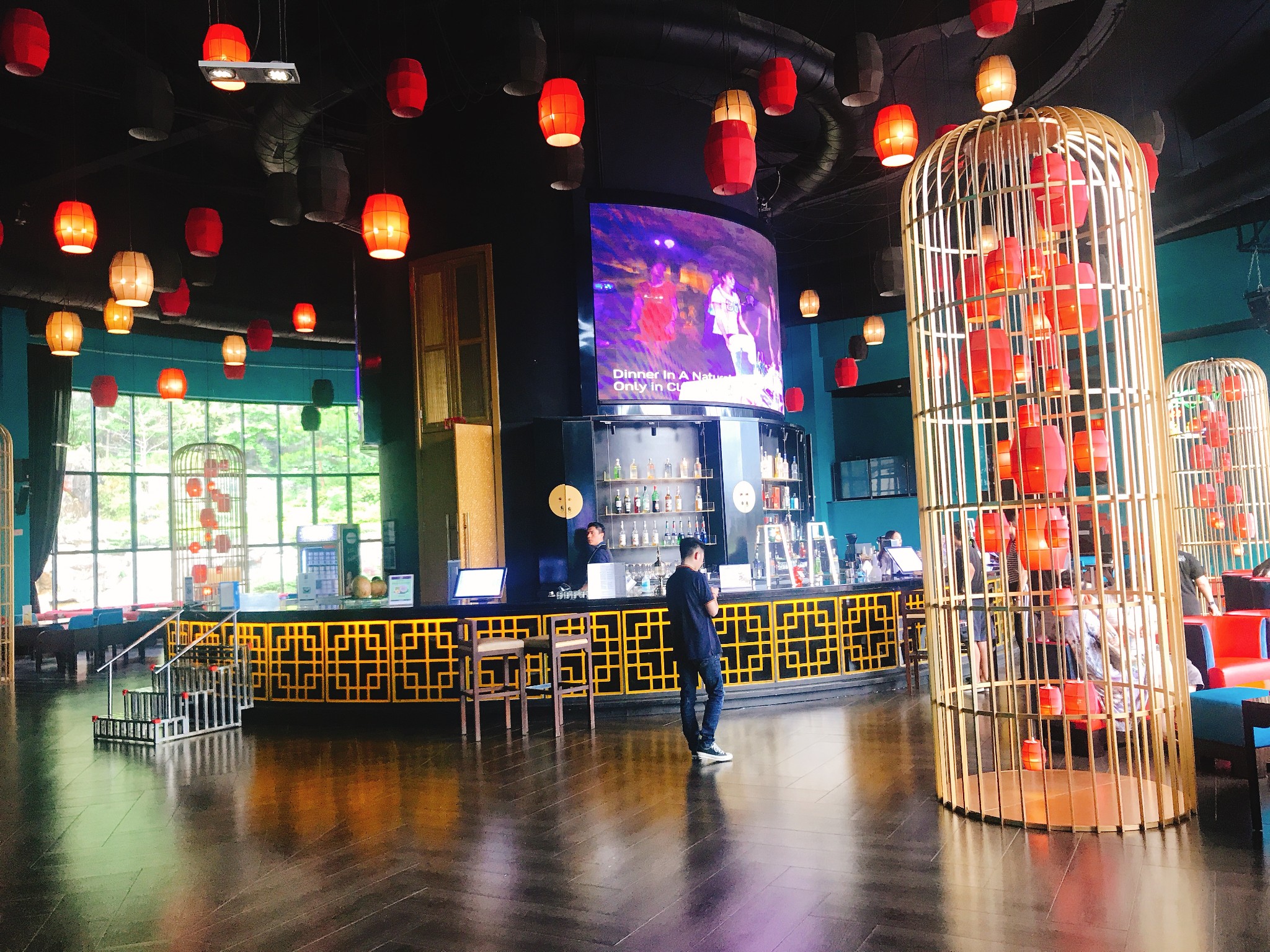              ▲ 主酒吧 by第5季