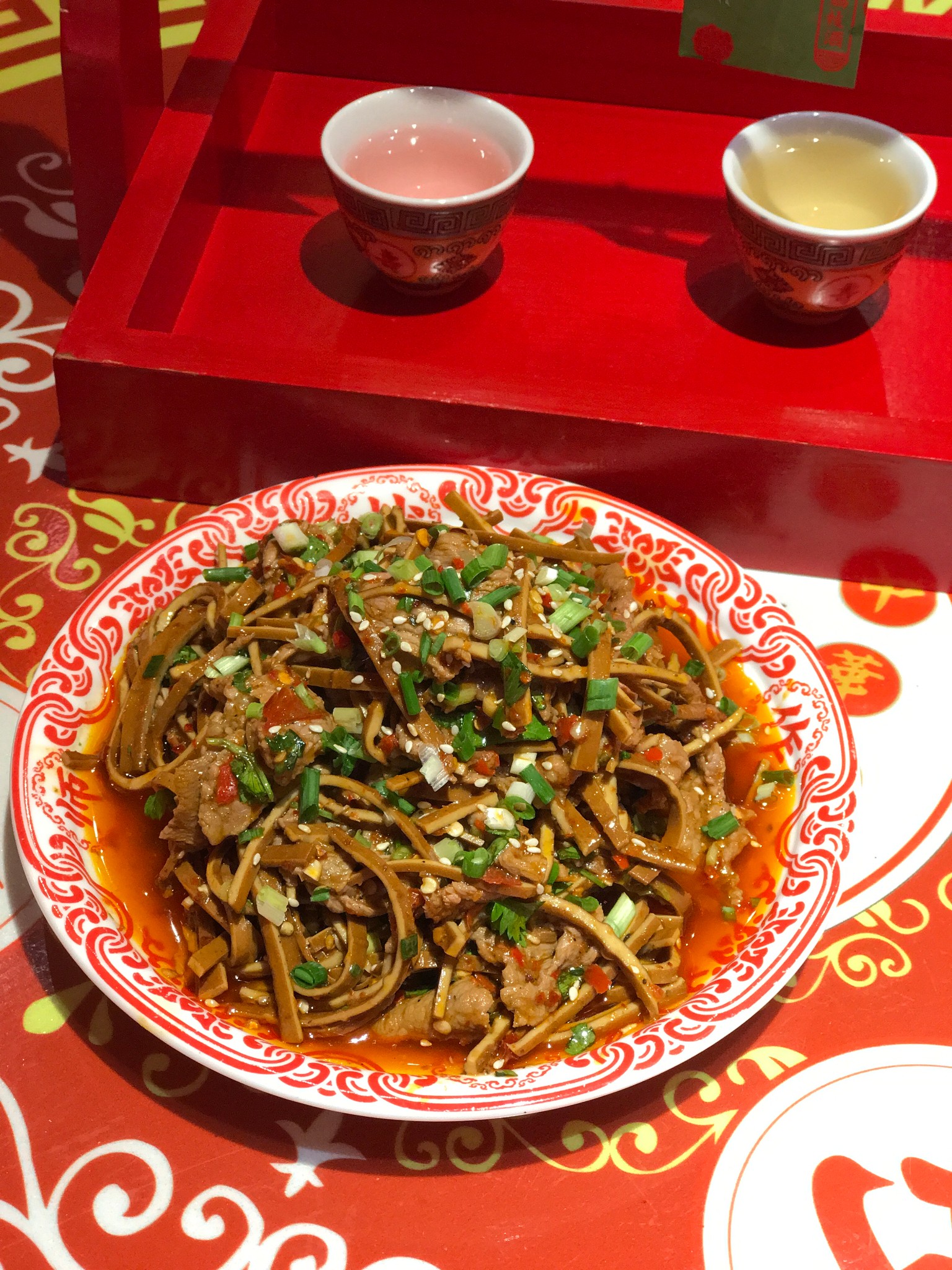 生活20年的成都人告诉你不一样的小众玩法（美食+美景）