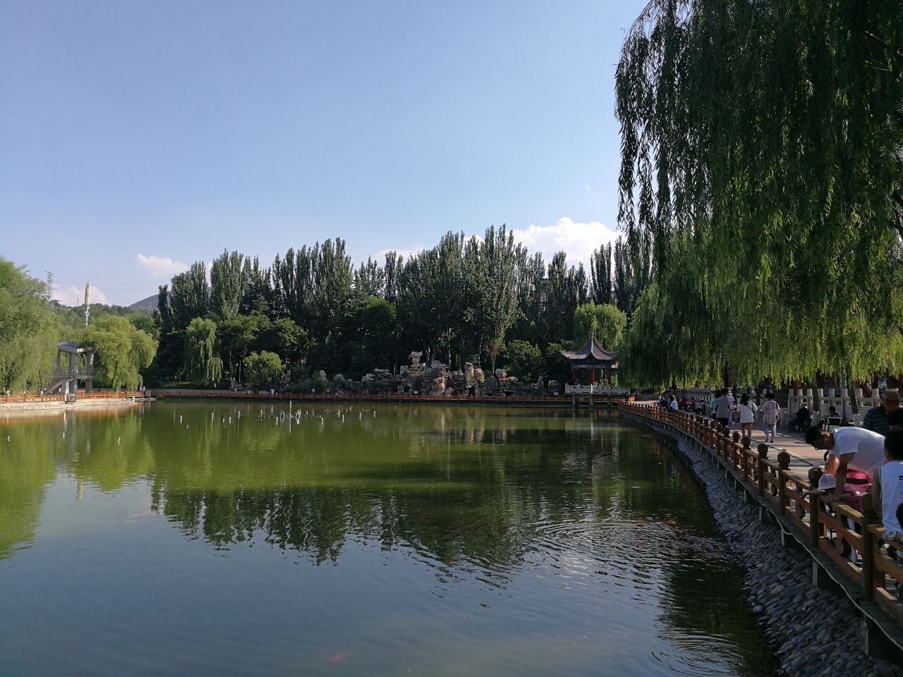 週末去蘭州西固金城公園遊玩